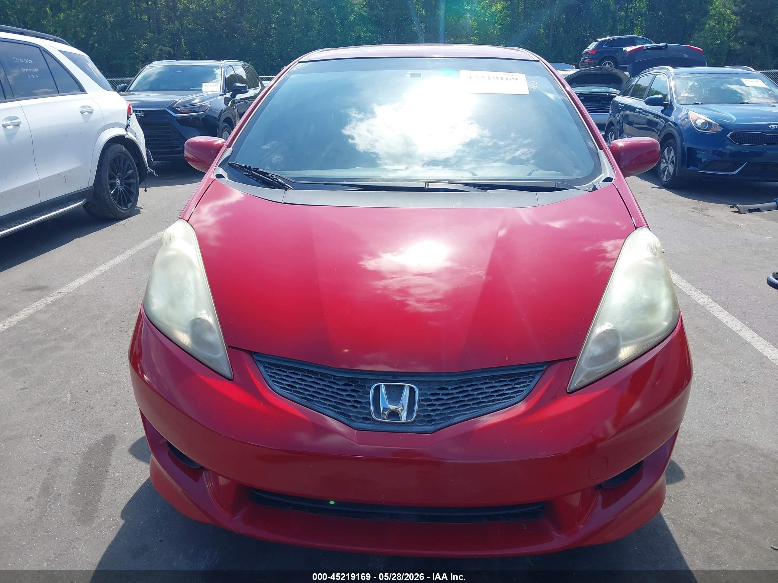 2009 Honda Fit Sport Red vin: JHMGE88649S000039