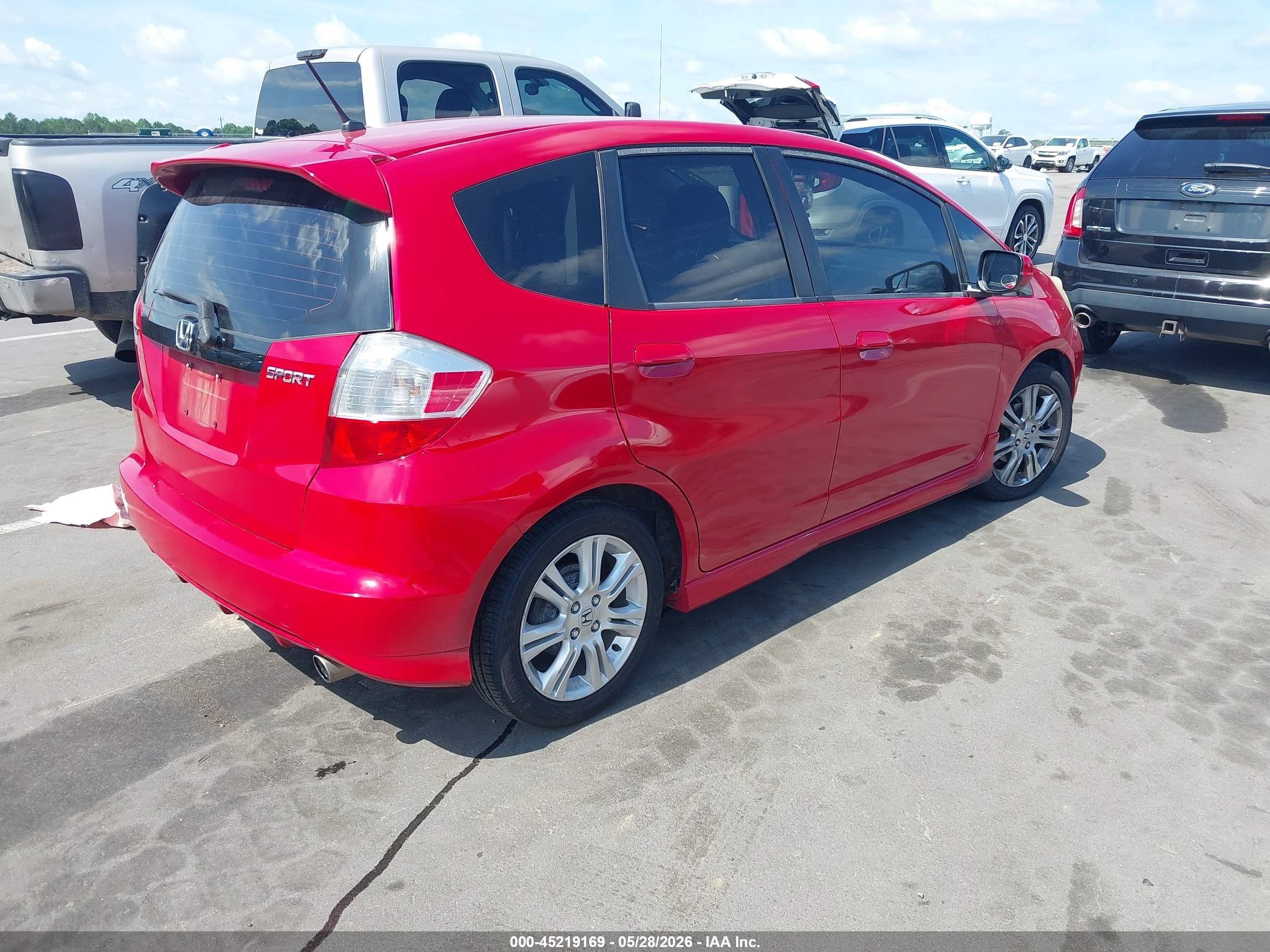 2009 Honda Fit Sport Red vin: JHMGE88649S000039