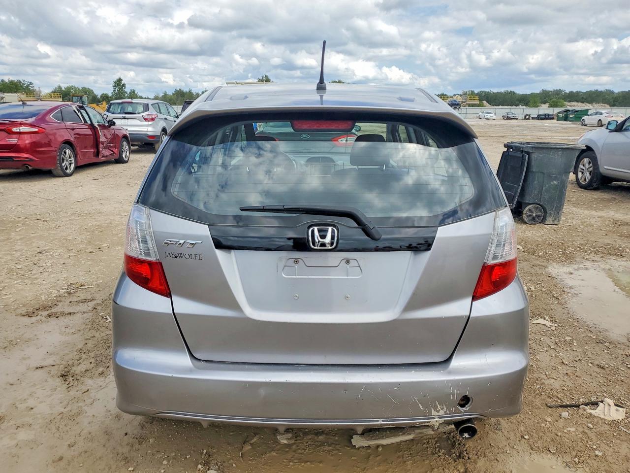 2009 Honda Fit Sport Silver vin: JHMGE88649S006522
