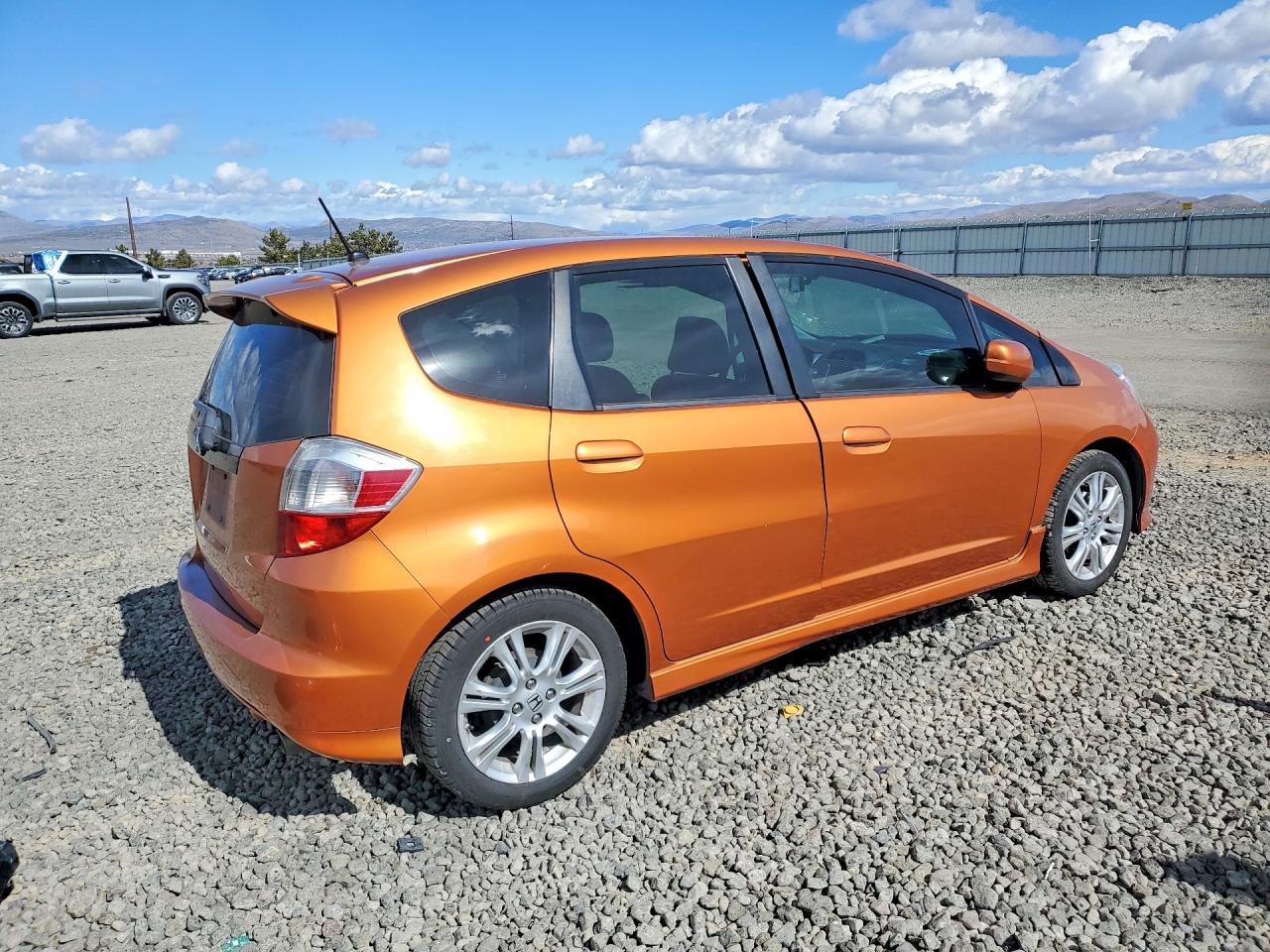2009 Honda Fit Sport Orange vin: JHMGE88659S044180