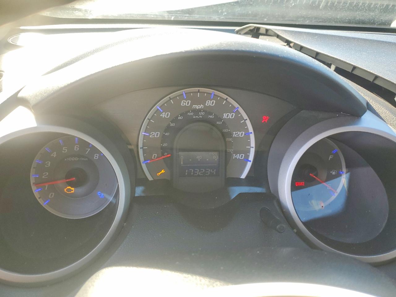 2009 Honda Fit Sport Silver vin: JHMGE88669S020583