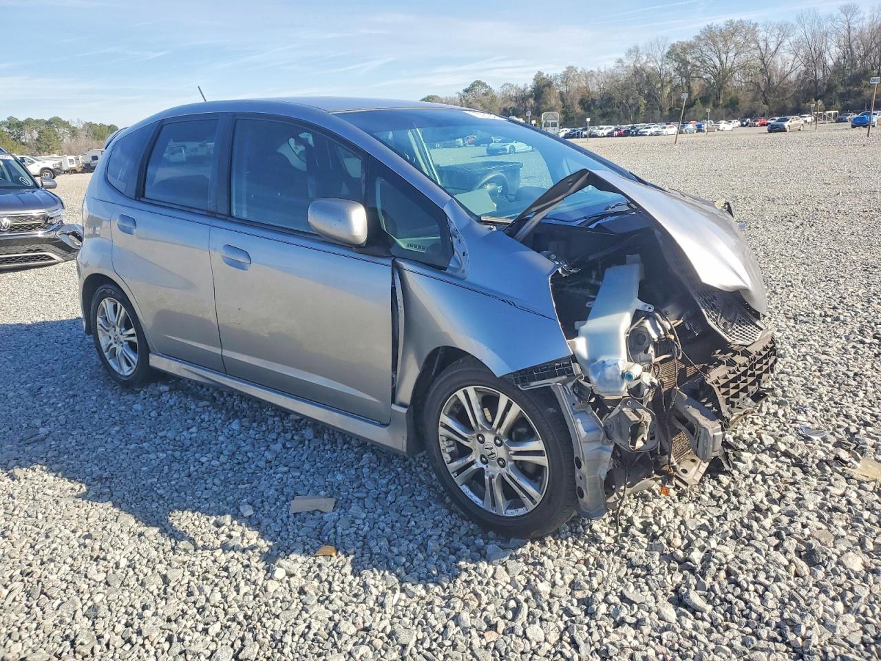 2009 Honda Fit Sport Silver vin: JHMGE88669S020583