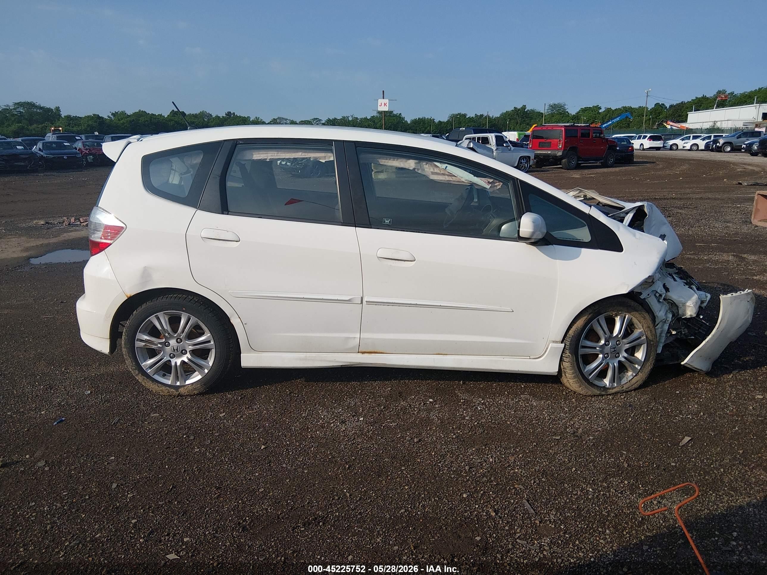 2009 Honda Fit Sport Белый vin: JHMGE88669S062705