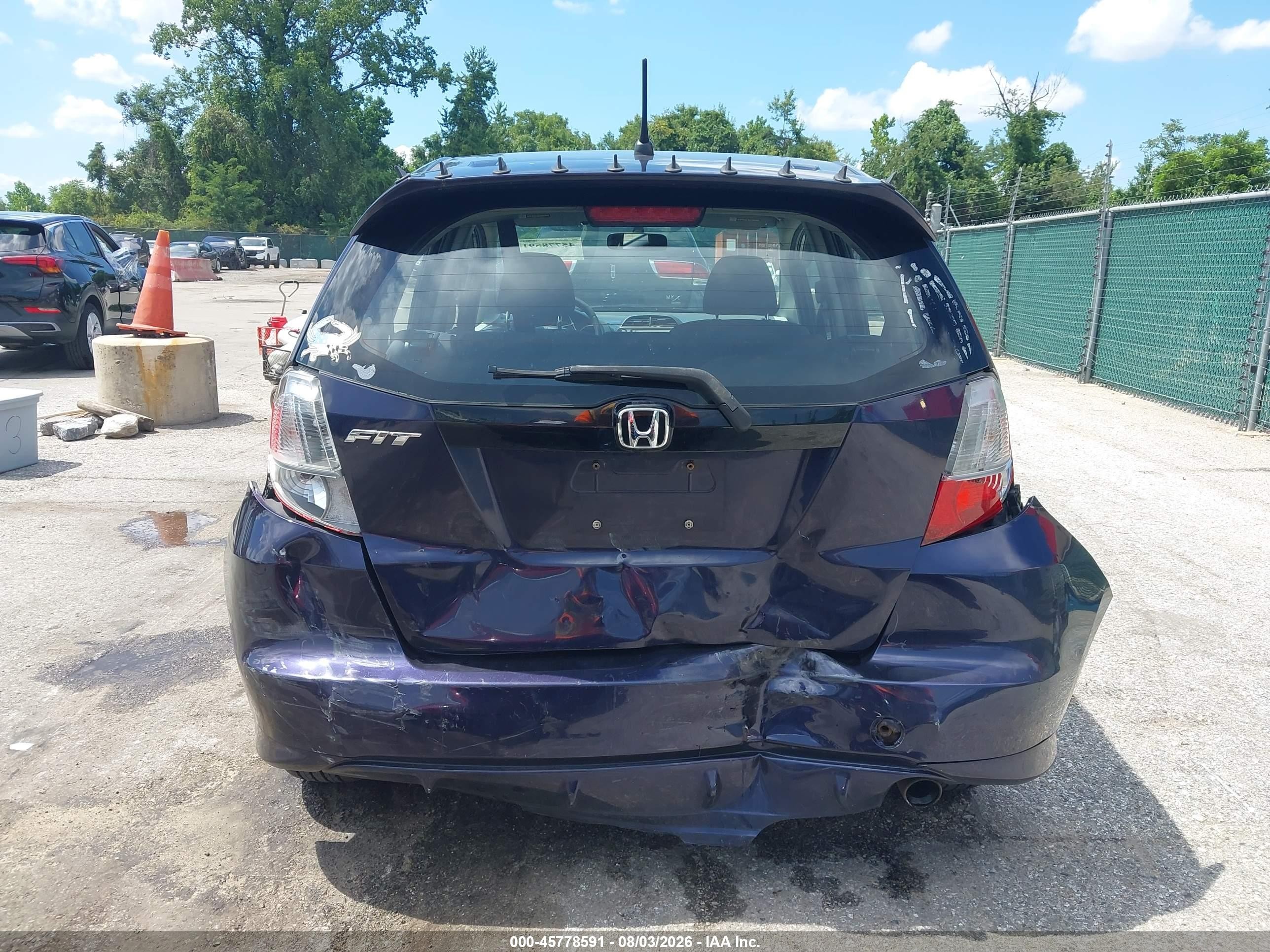 2009 Honda Fit Sport Purple vin: JHMGE88669S073638