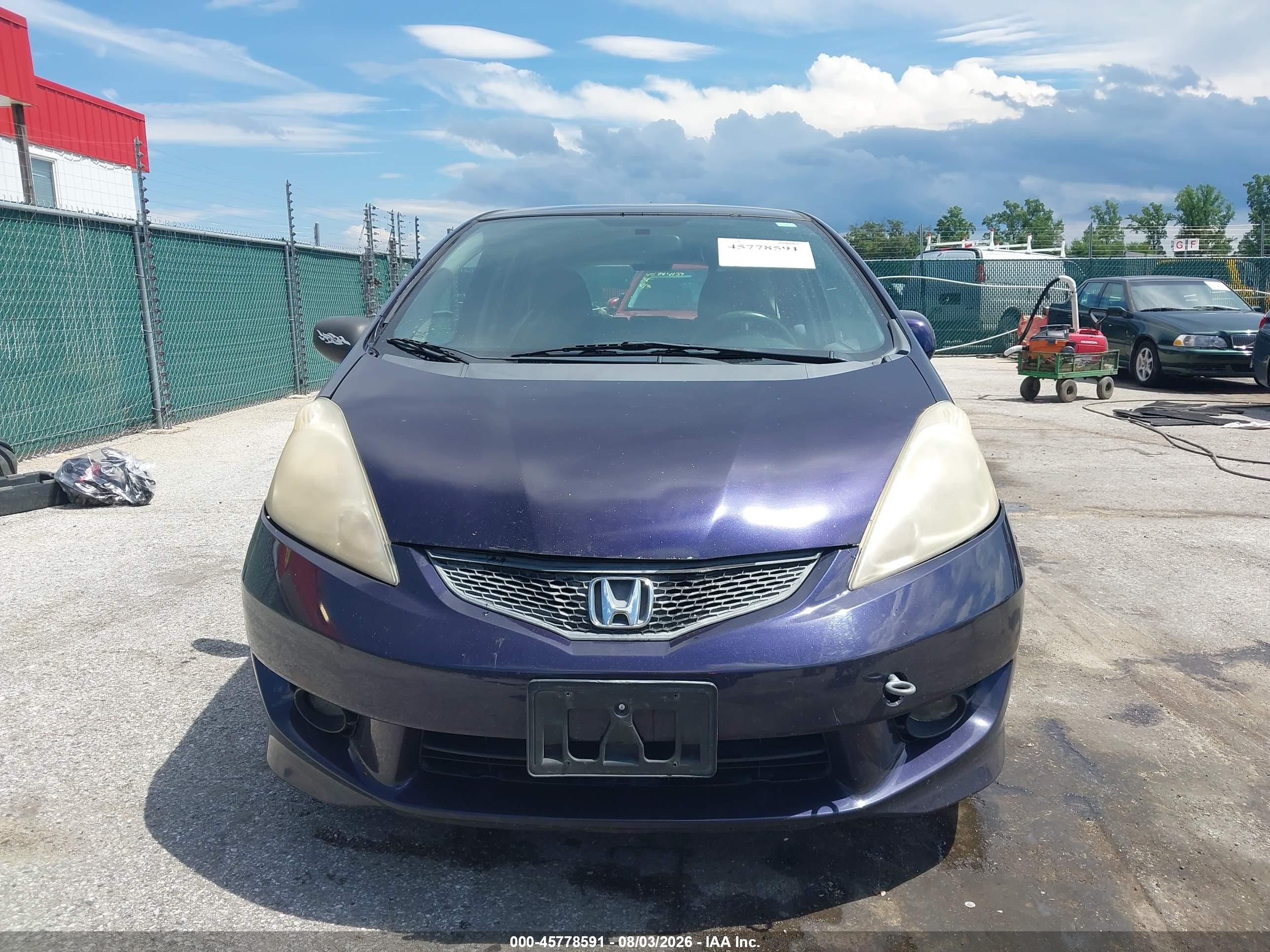 2009 Honda Fit Sport Purple vin: JHMGE88669S073638