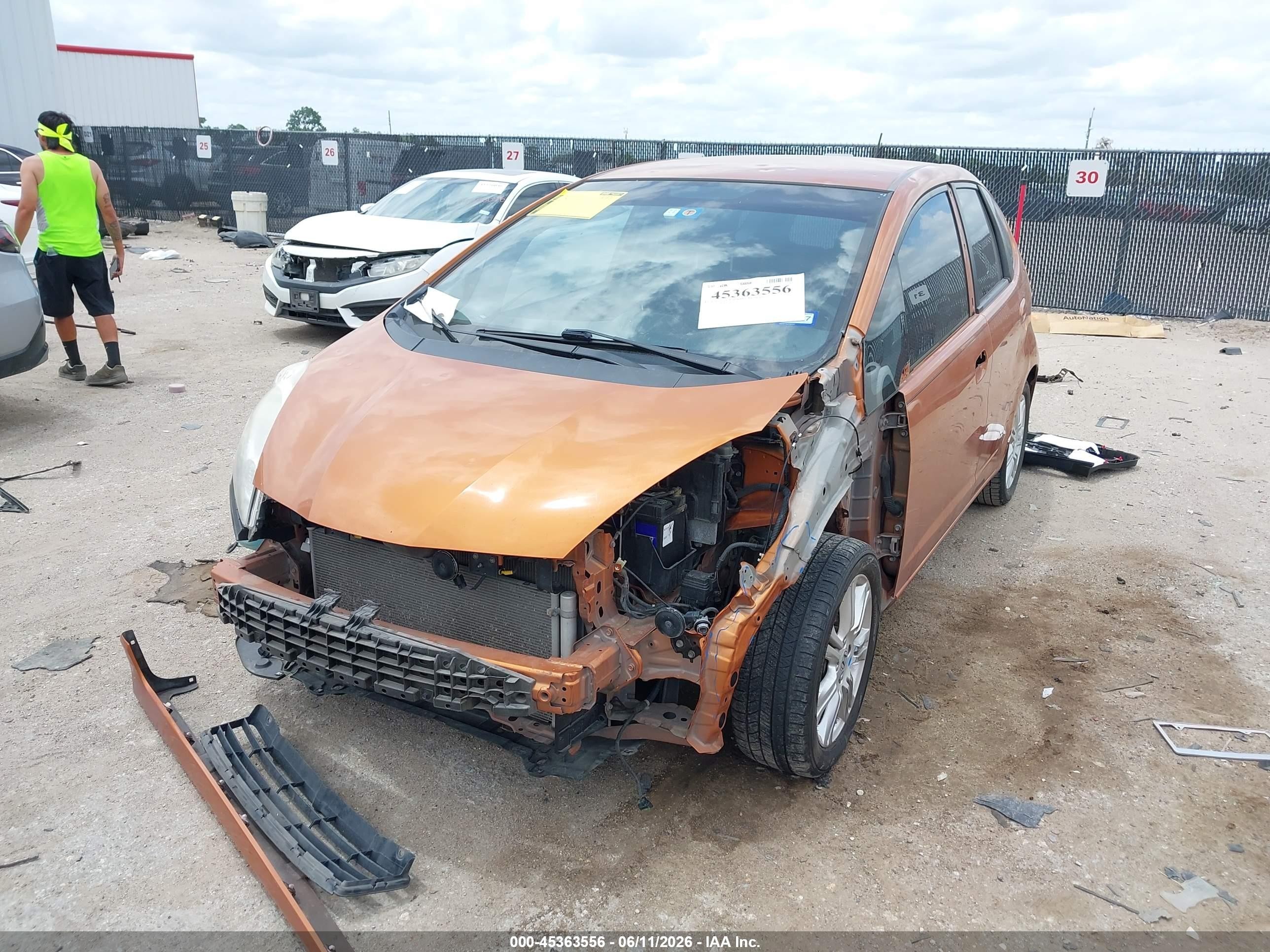 2009 Honda Fit Sport Orange vin: JHMGE88699S016267