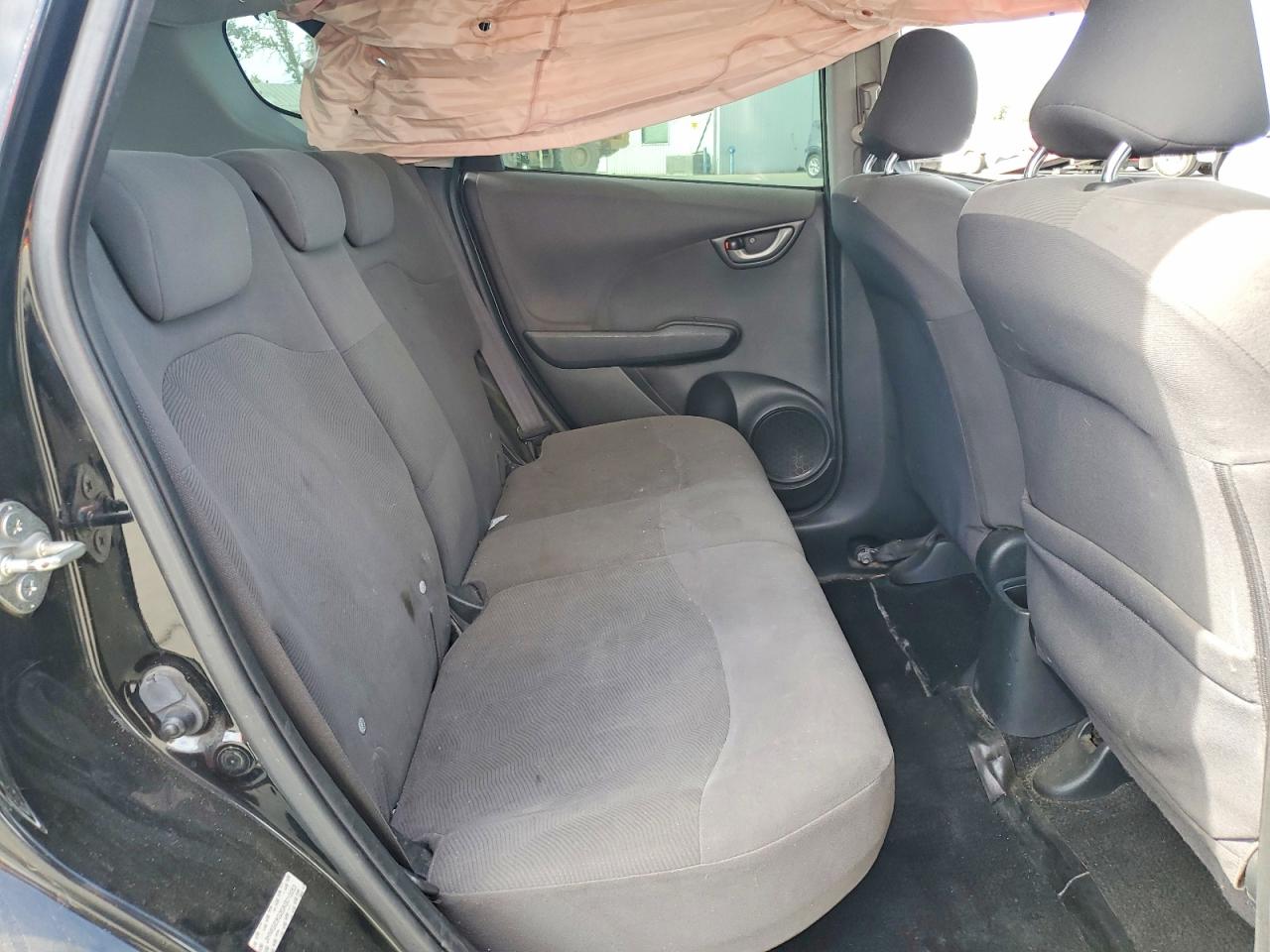 2010 Honda Fit Gray vin: JHMGE8G20AS010053