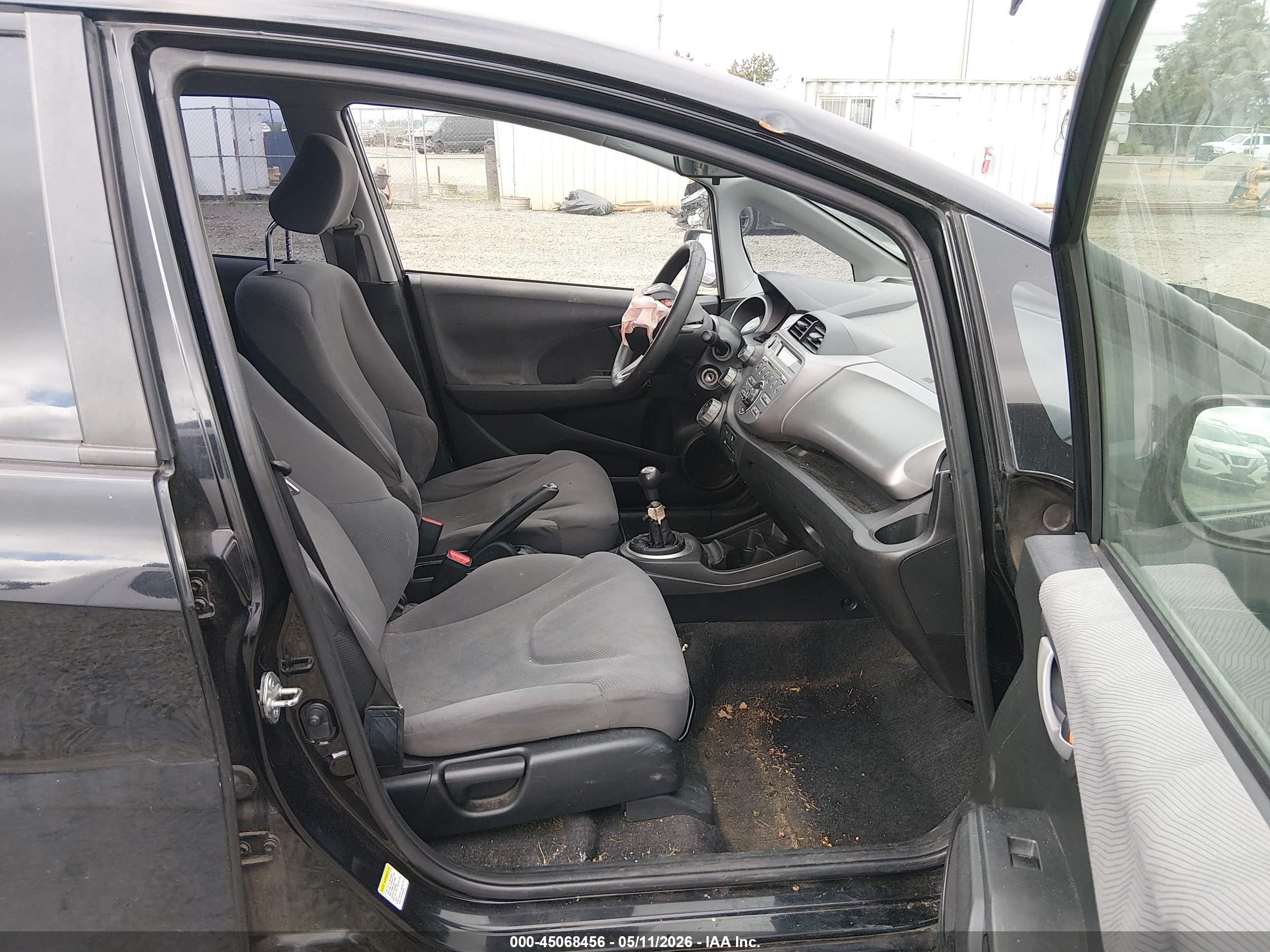 2010 Honda Fit   Black vin: JHMGE8G24AS025851