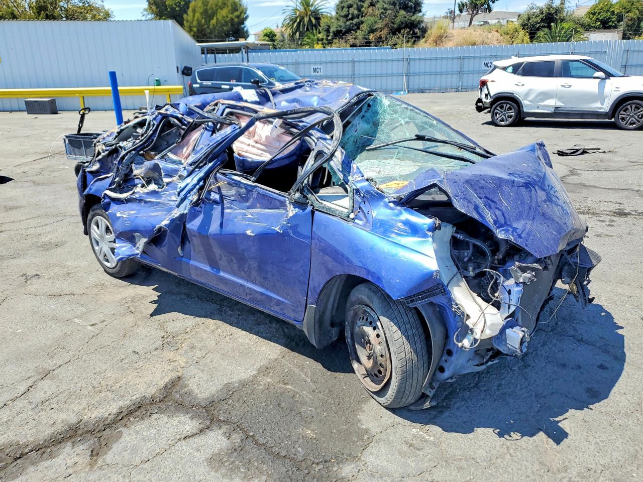 2010 Honda Fit Blue vin: JHMGE8G29AC023989