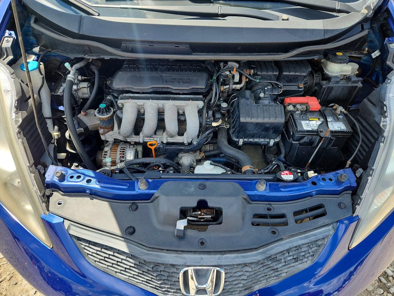 2010 Honda Fit Blue vin: JHMGE8G2XAS000095