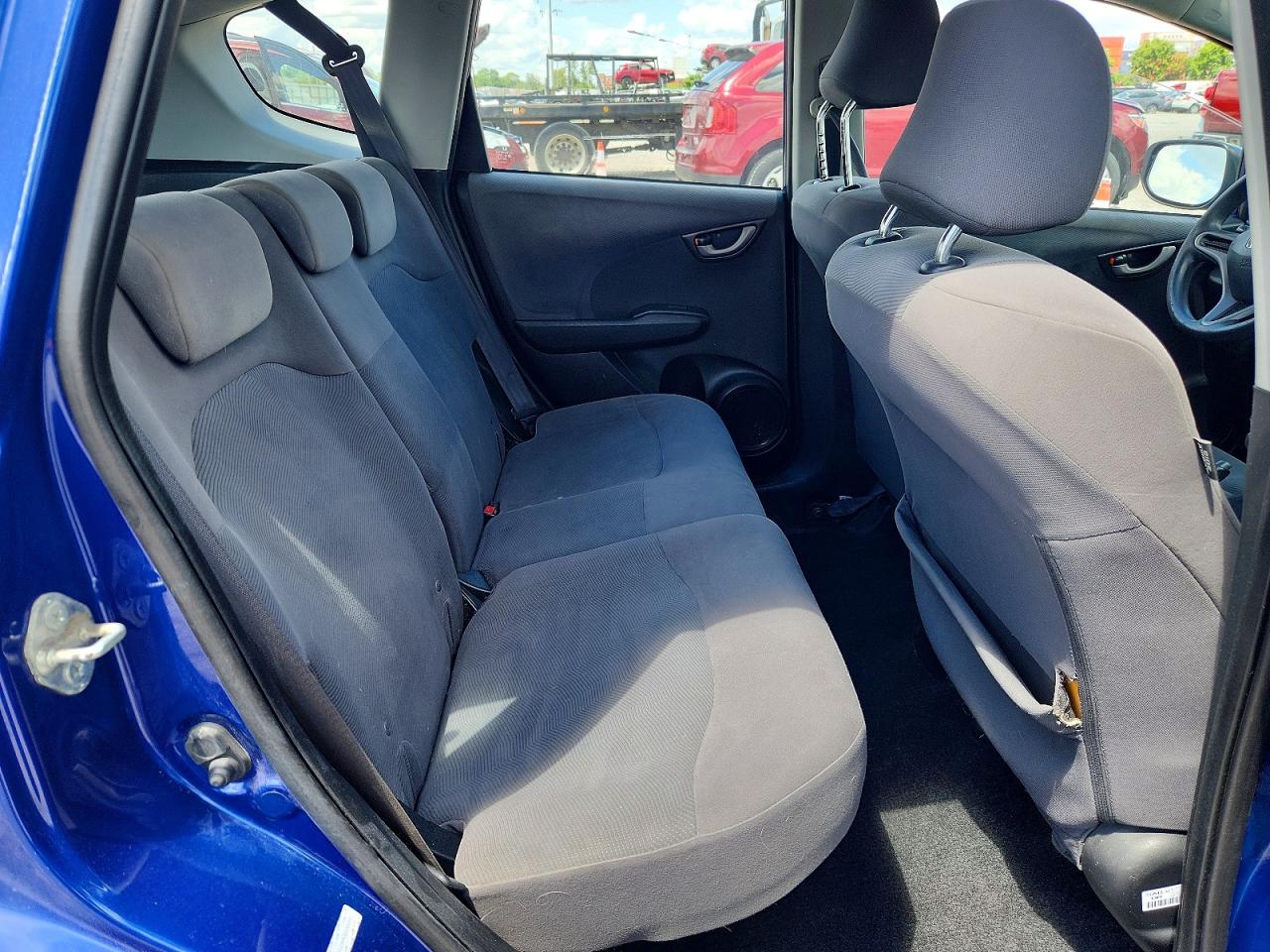 2010 Honda Fit Blue vin: JHMGE8G2XAS000095