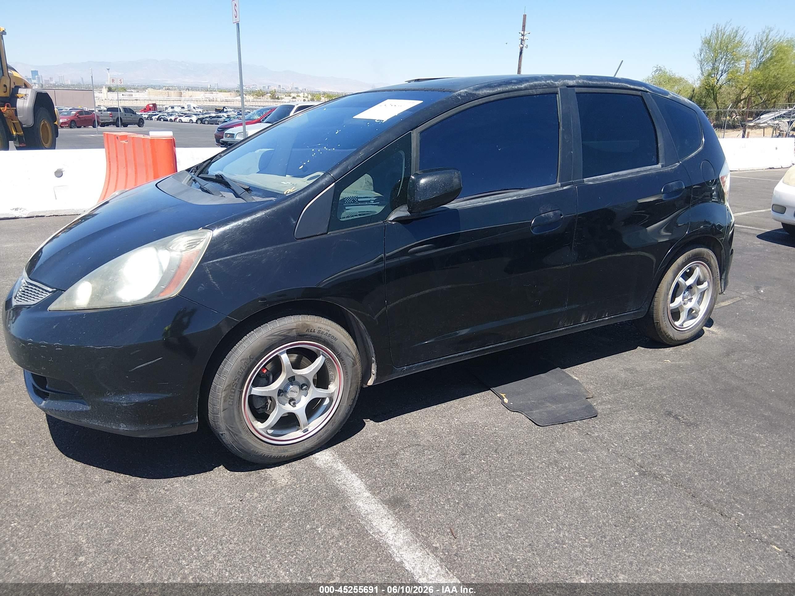 2012 Honda Fit   Gray vin: JHMGE8G30CC015551