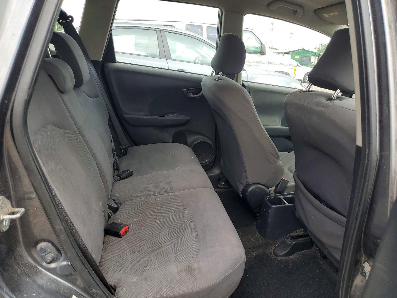 2012 Honda Fit Silver vin: JHMGE8G31CC021875
