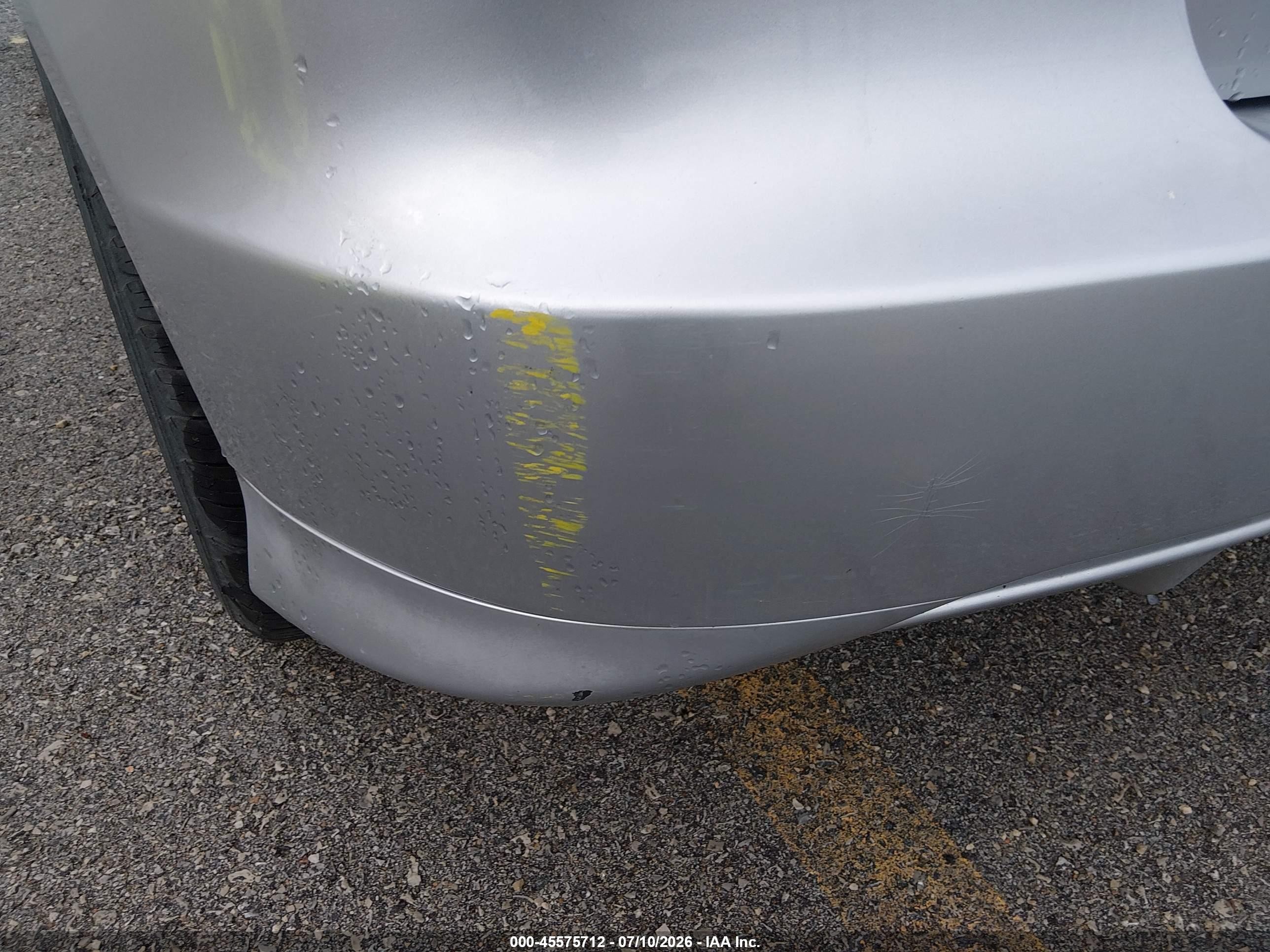 2013 Honda Fit   Silver vin: JHMGE8G31DC017147