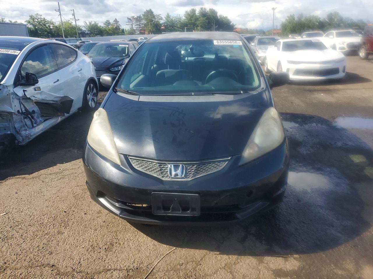 2011 Honda Fit Black vin: JHMGE8G32BS007729