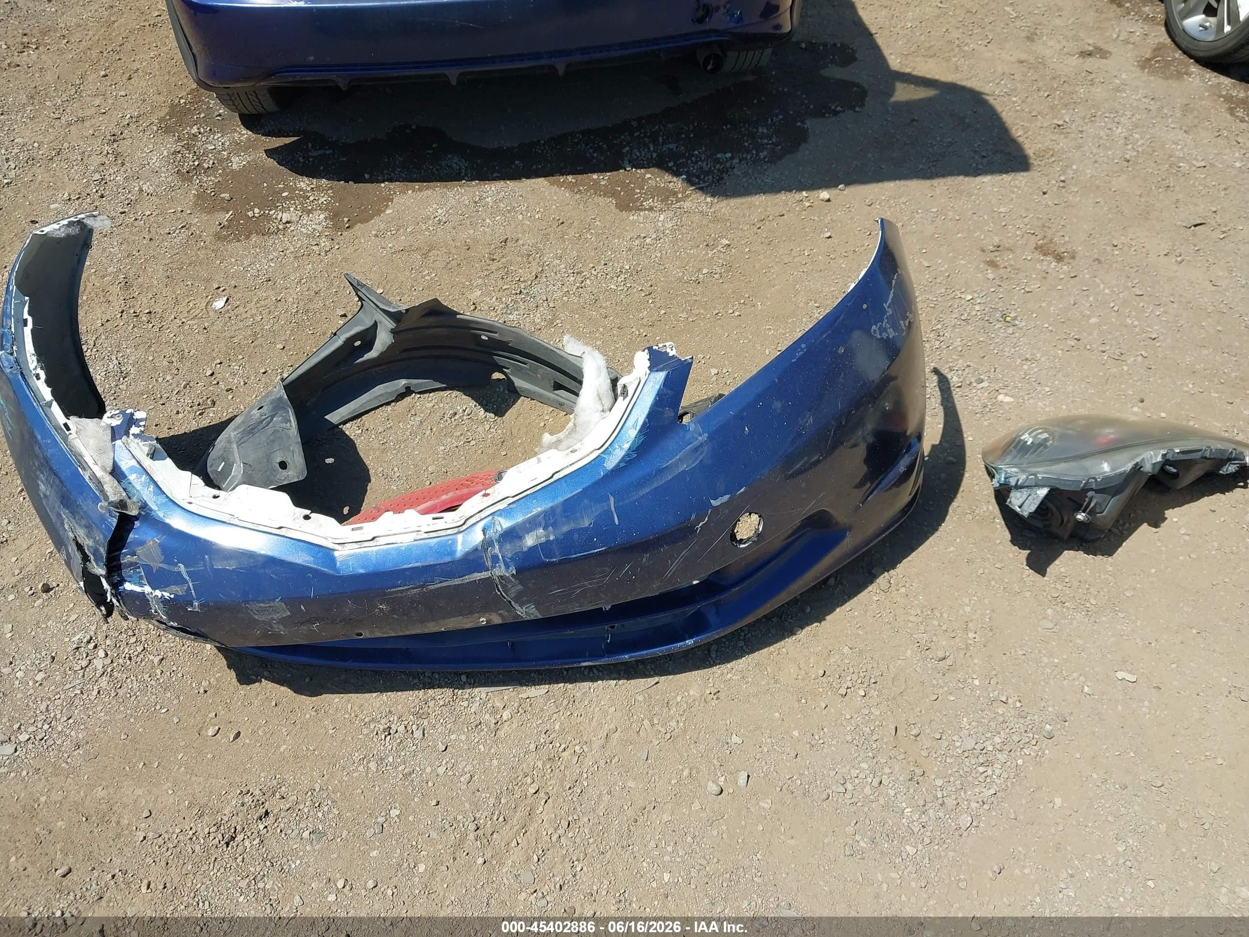 2012 Honda Fit   Blue vin: JHMGE8G33CC015088