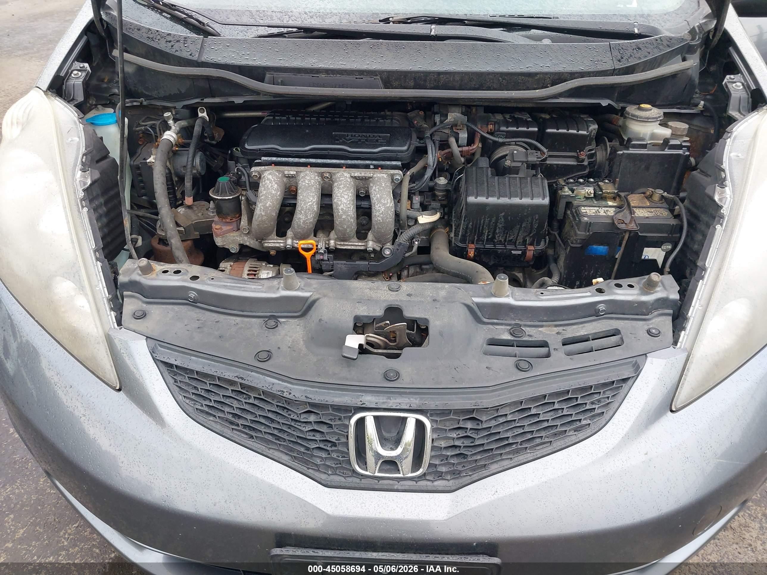 2012 Honda Fit   Gray vin: JHMGE8G33CC039424