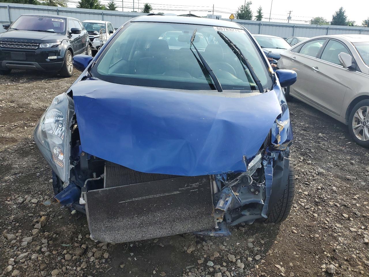 2013 Honda Fit Blue vin: JHMGE8G33DC017358
