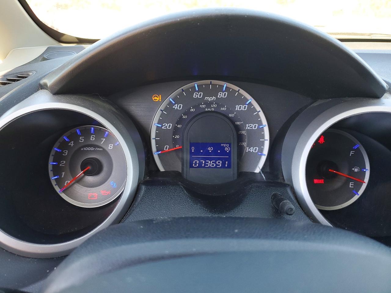 2013 Honda Fit Серебряный vin: JHMGE8G33DC078029