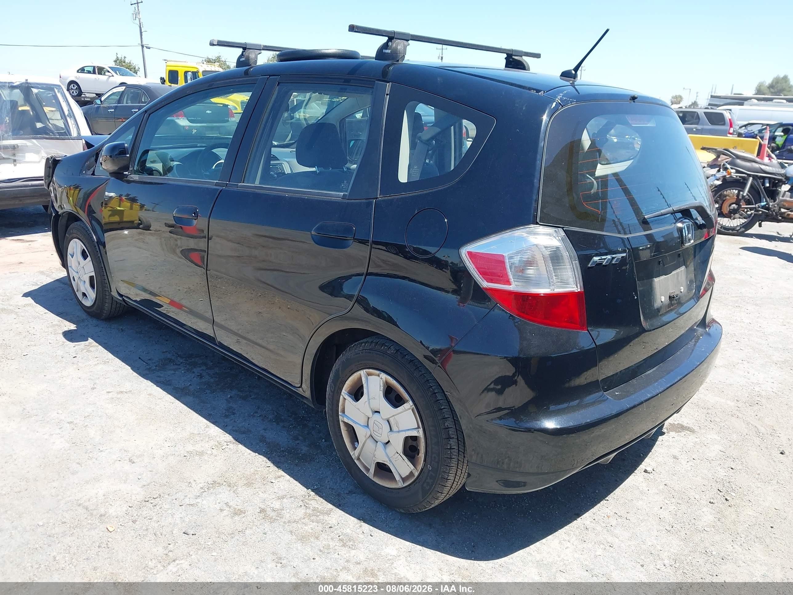 2013 Honda Fit   Черный vin: JHMGE8G34DC054340
