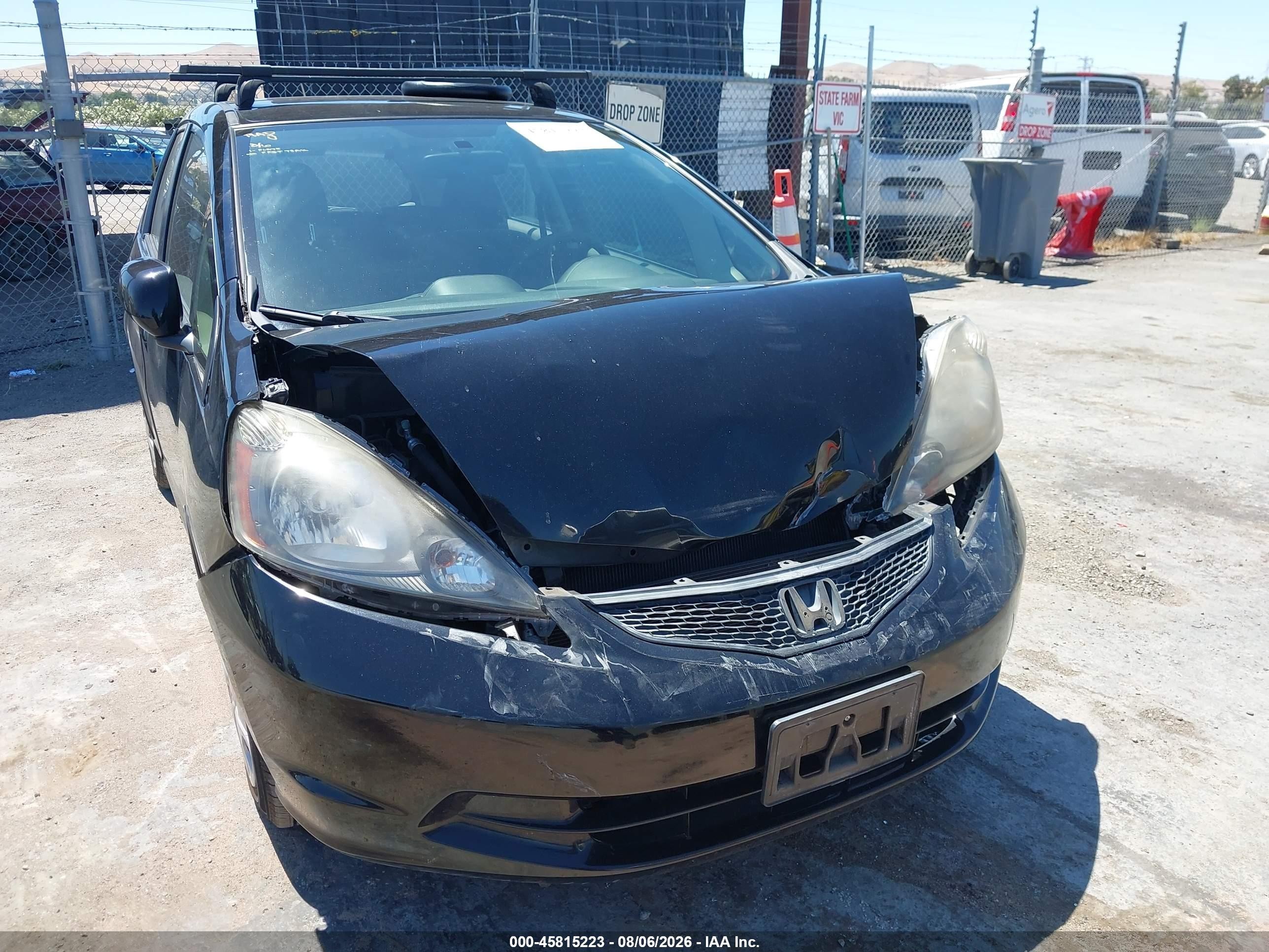 2013 Honda Fit   Черный vin: JHMGE8G34DC054340
