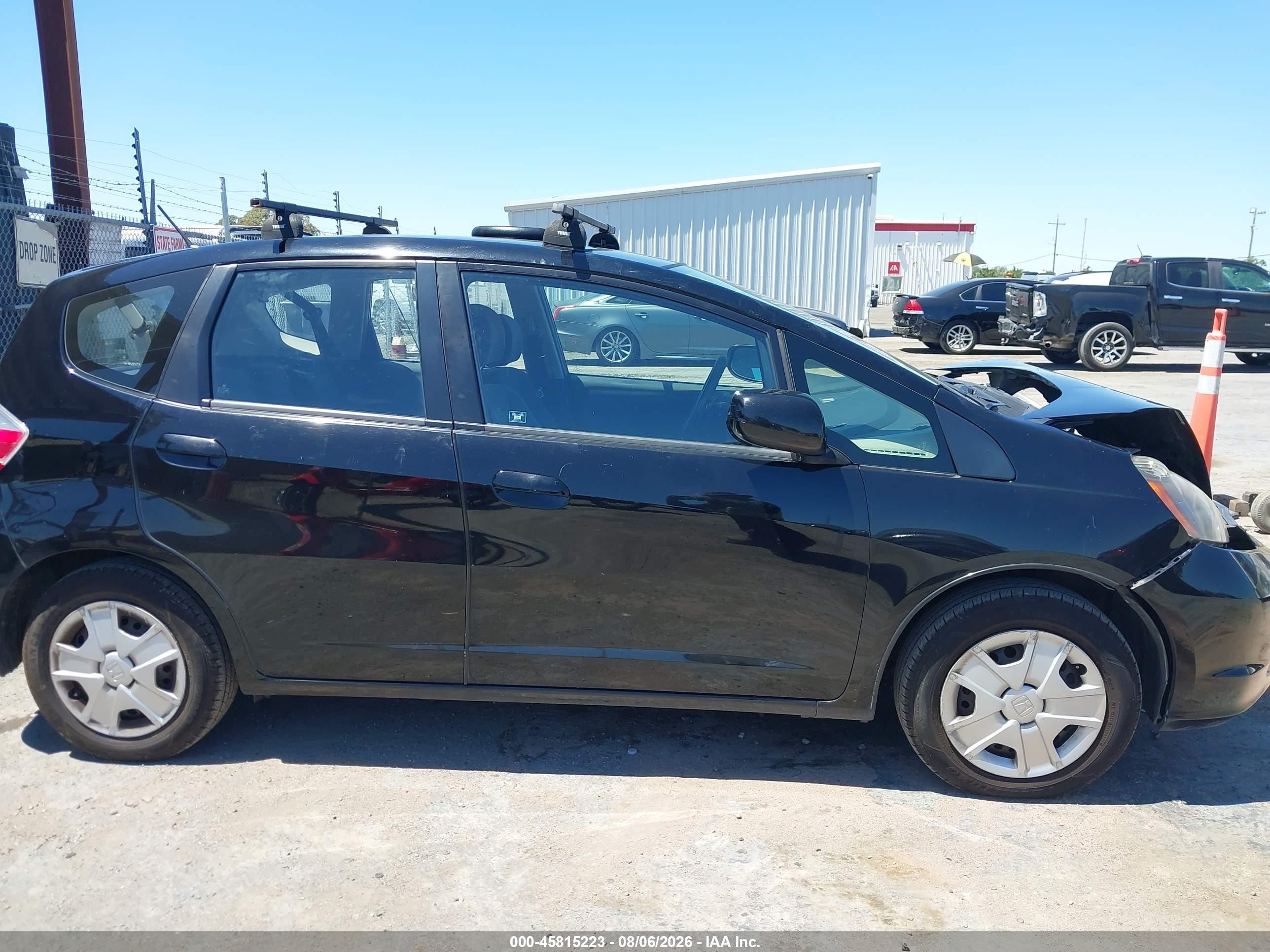 2013 Honda Fit   Черный vin: JHMGE8G34DC054340
