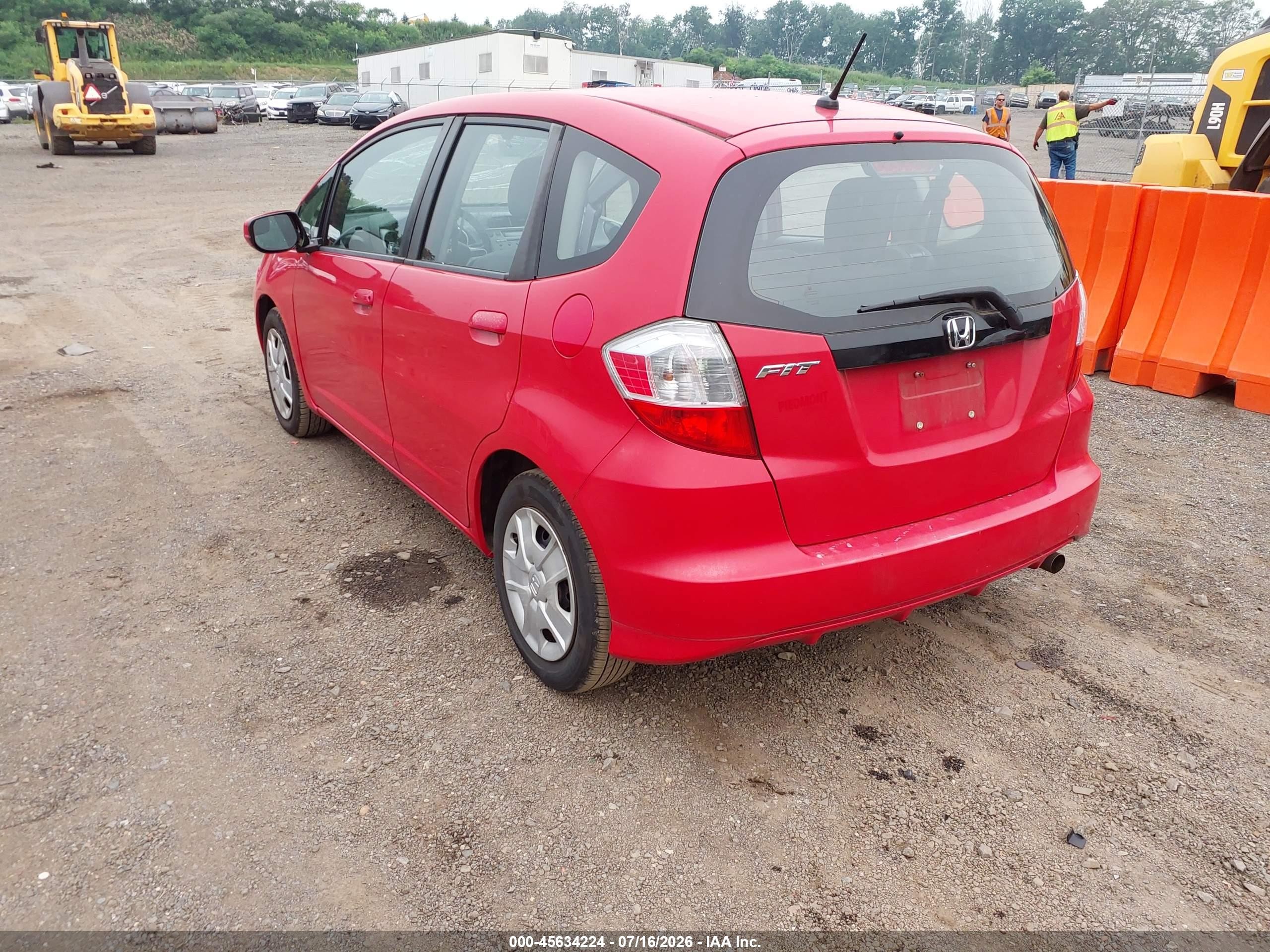2012 Honda Fit   Red vin: JHMGE8G35CC035939