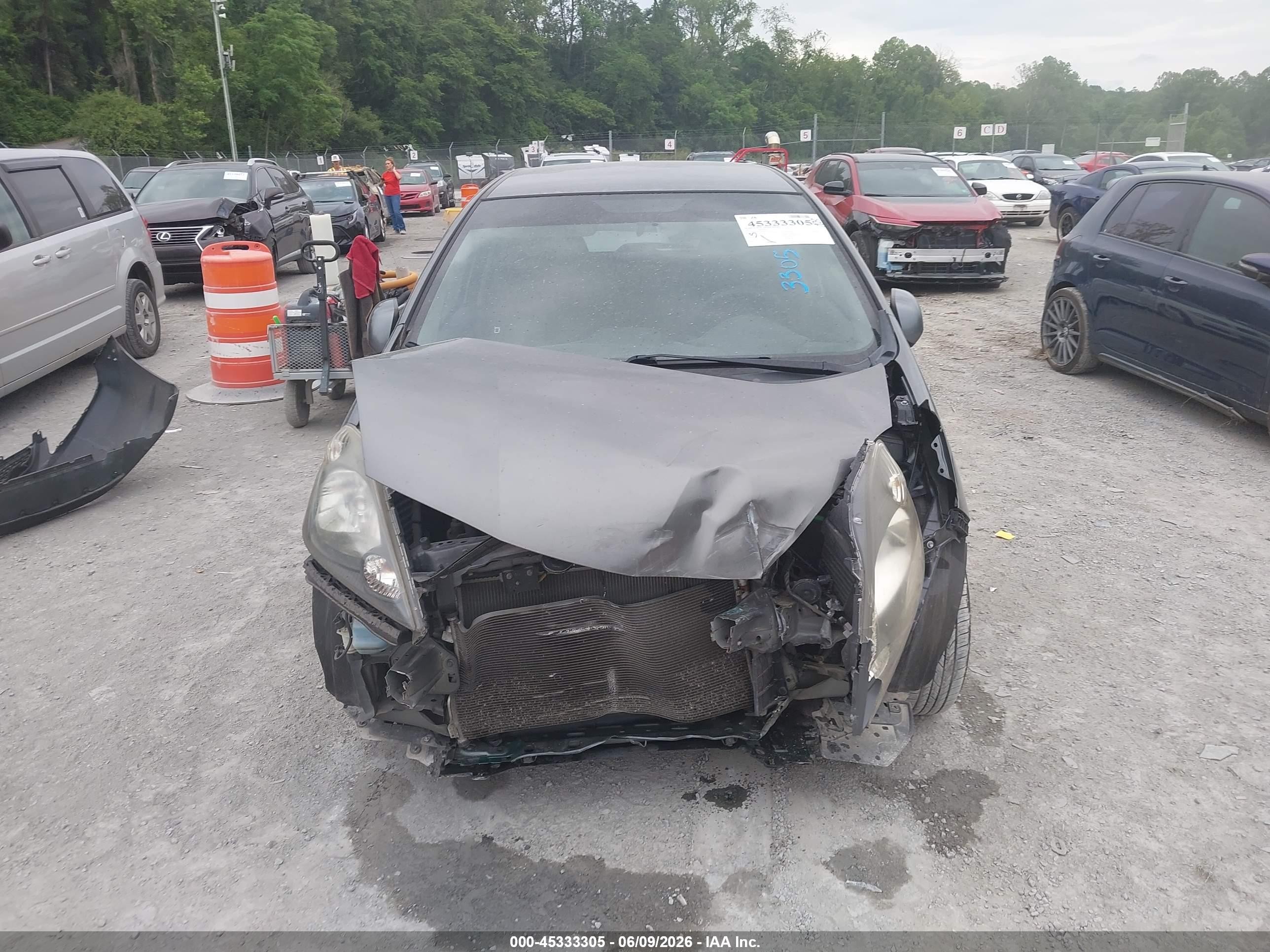 2013 Honda Fit Gray vin: JHMGE8G35DC048739