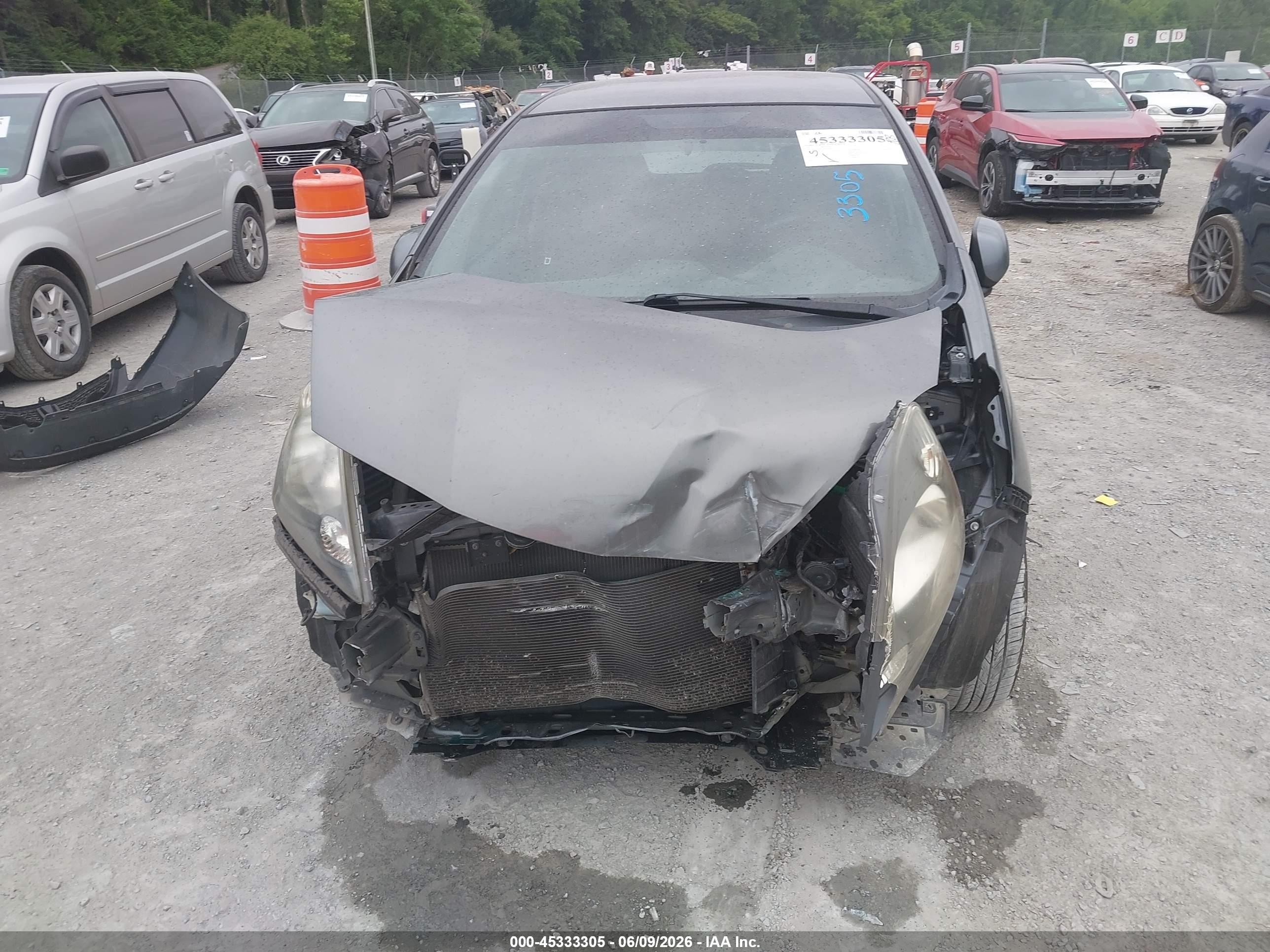 2013 Honda Fit Gray vin: JHMGE8G35DC048739