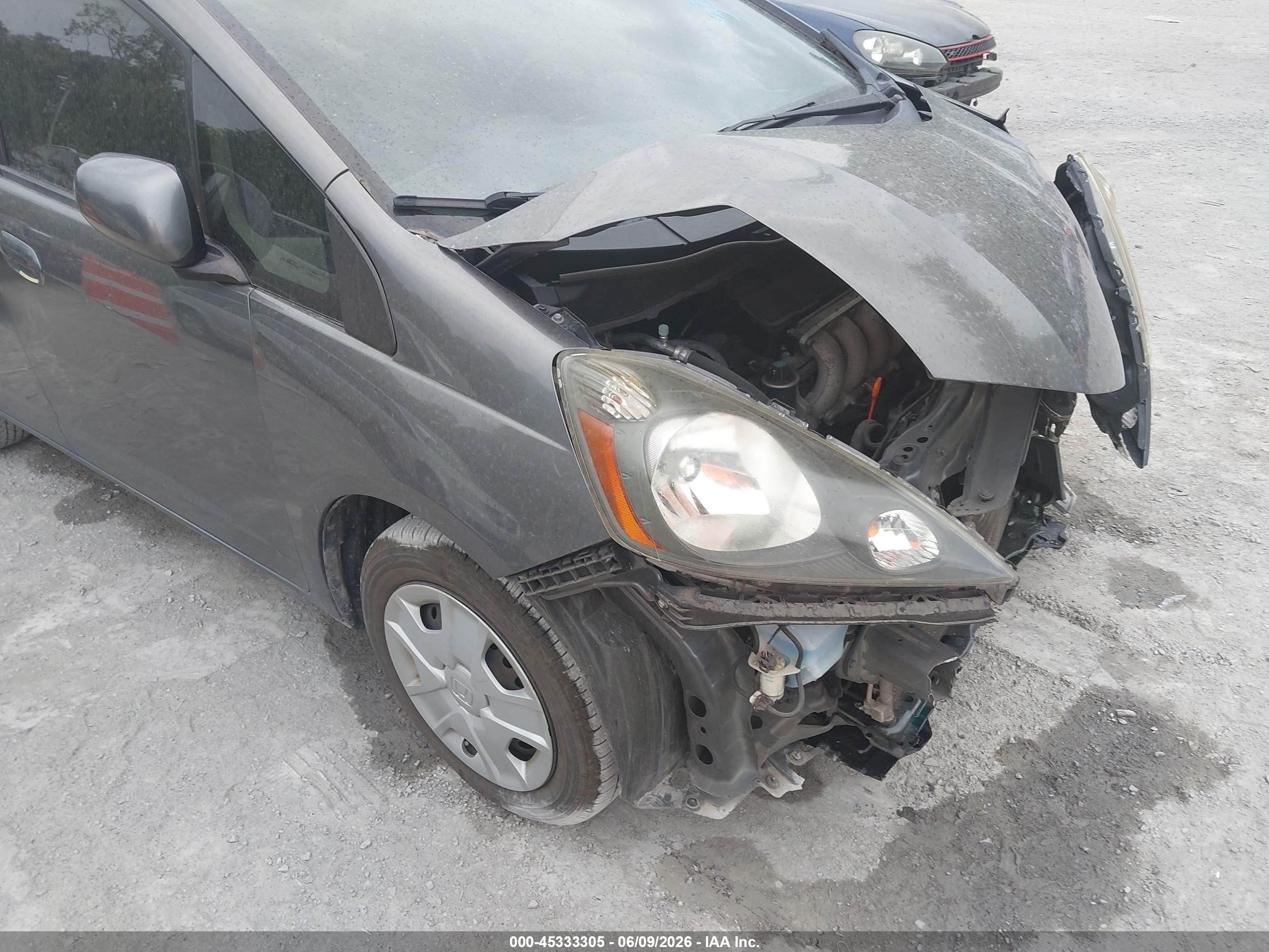 2013 Honda Fit Gray vin: JHMGE8G35DC048739