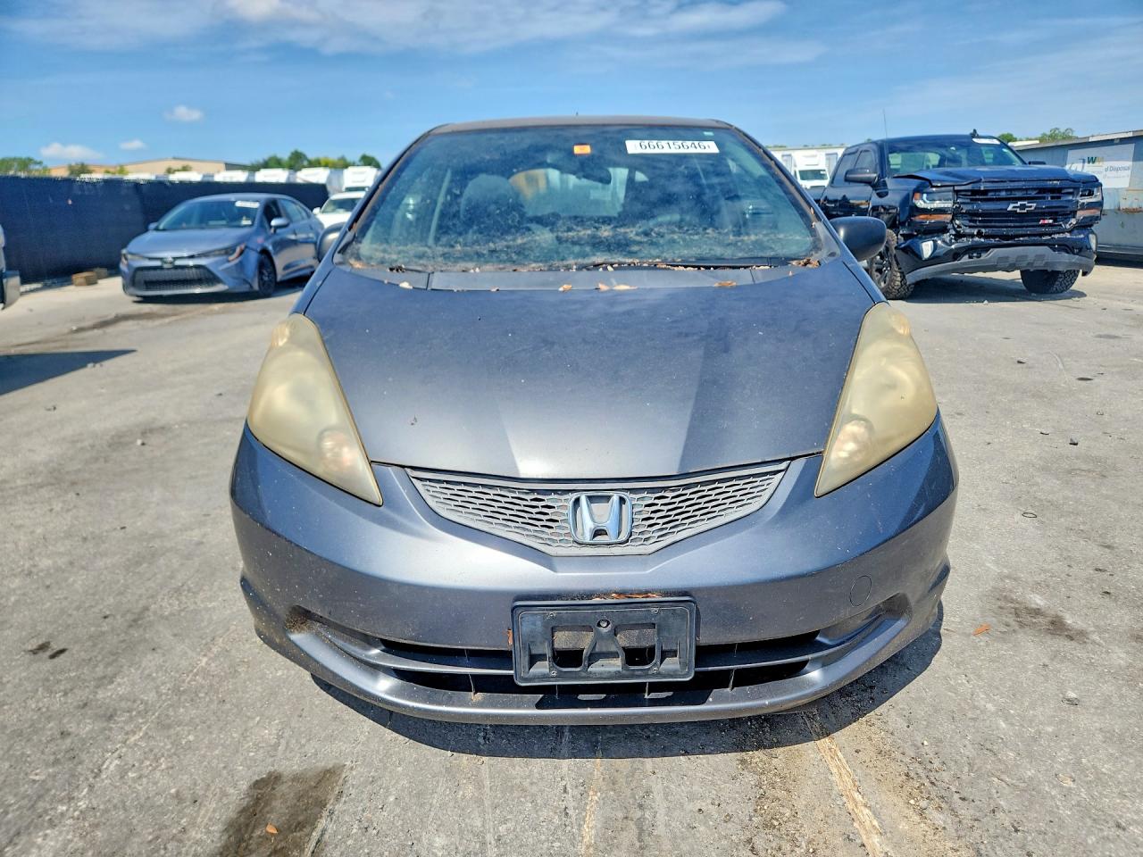 2011 Honda Fit Gray vin: JHMGE8G36BC007453