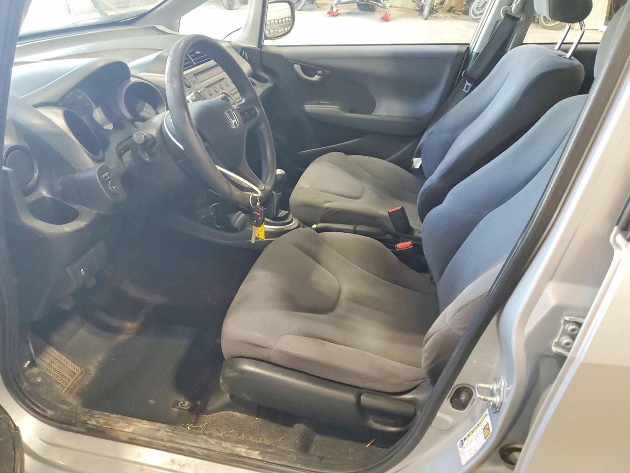 2011 Honda Fit Gray vin: JHMGE8G36BS001416