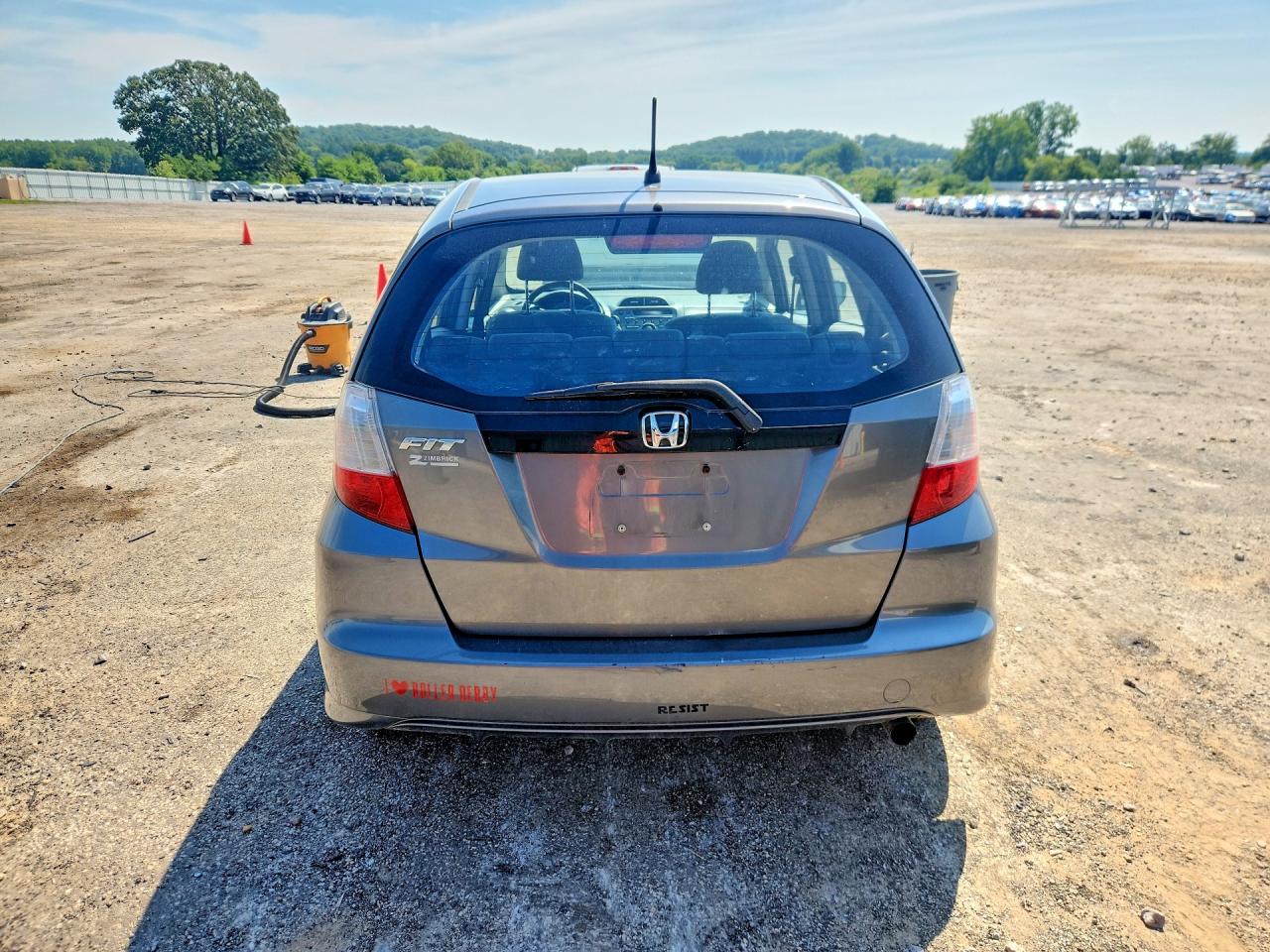 2012 Honda Fit Gray vin: JHMGE8G36CC032063