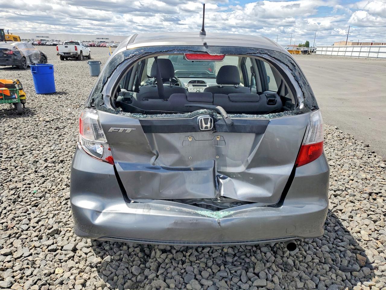 2012 Honda Fit Gray vin: JHMGE8G37CS001734
