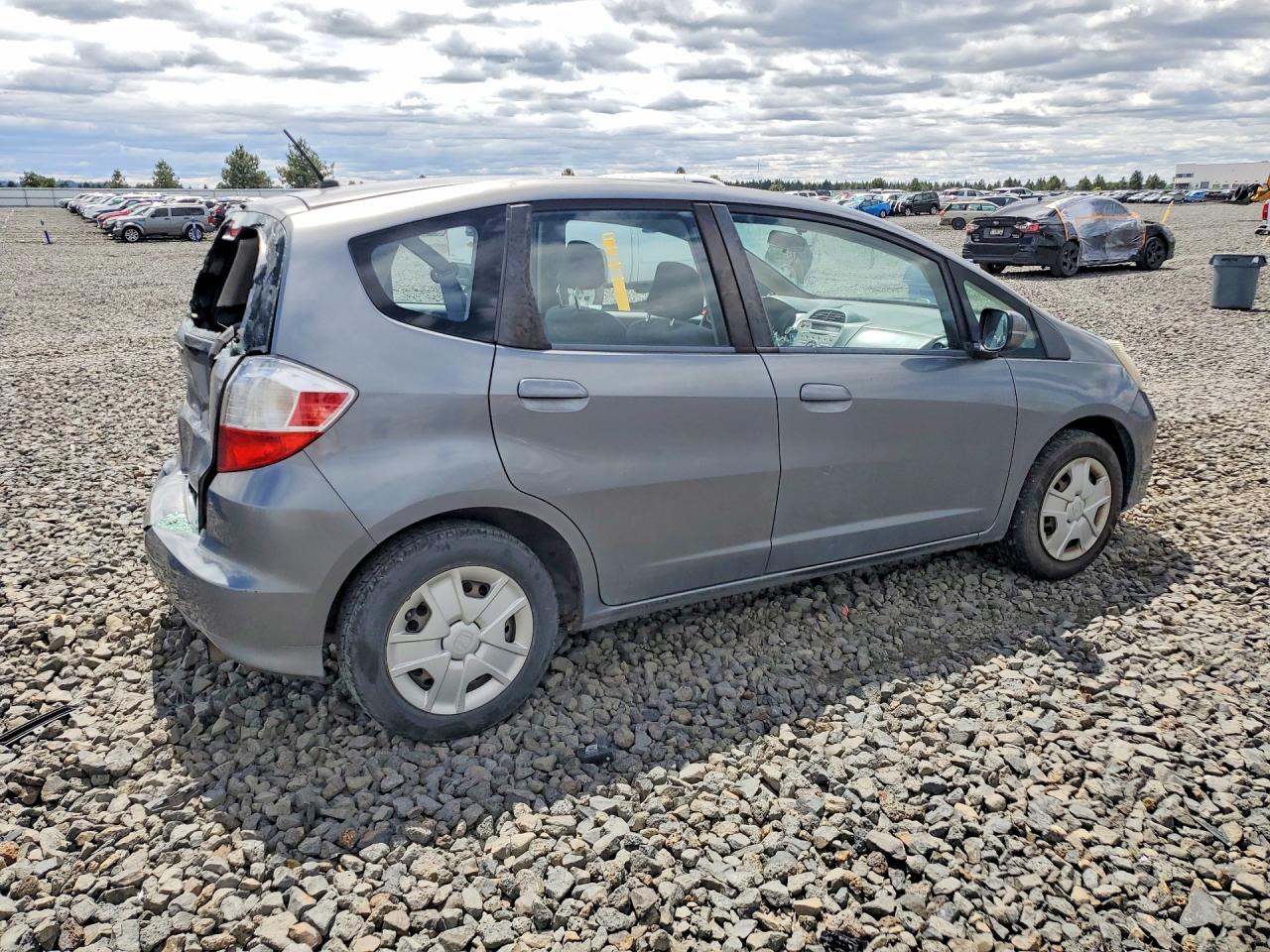 2012 Honda Fit Gray vin: JHMGE8G37CS001734