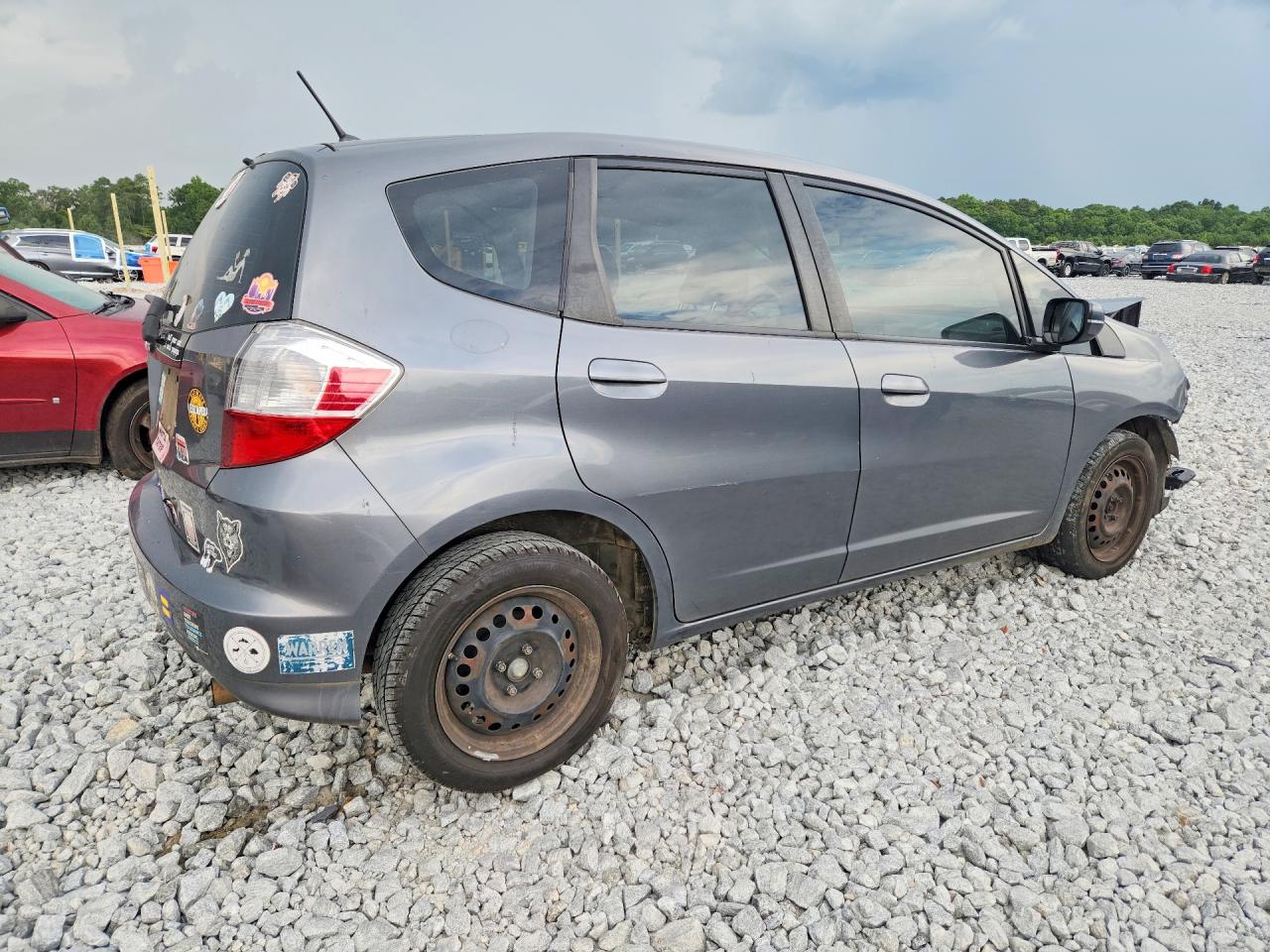 2013 Honda Fit Gray vin: JHMGE8G37DC005312