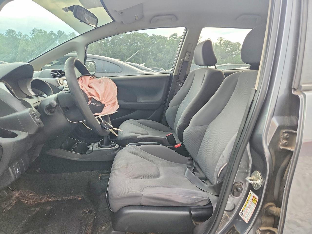 2013 Honda Fit Gray vin: JHMGE8G37DC005312