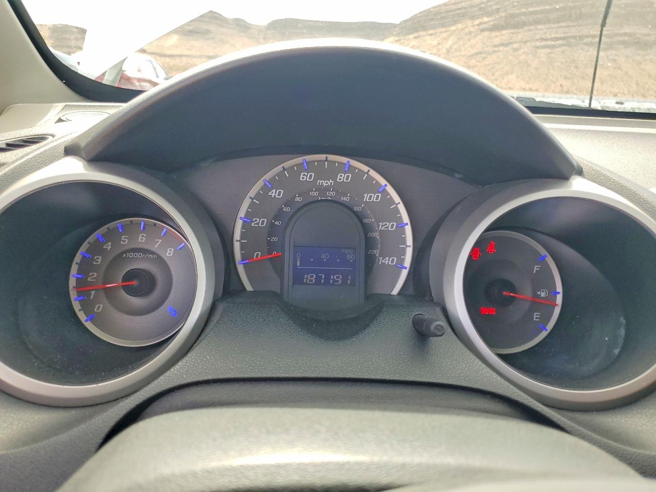 2012 Honda Fit White vin: JHMGE8G38CC027477