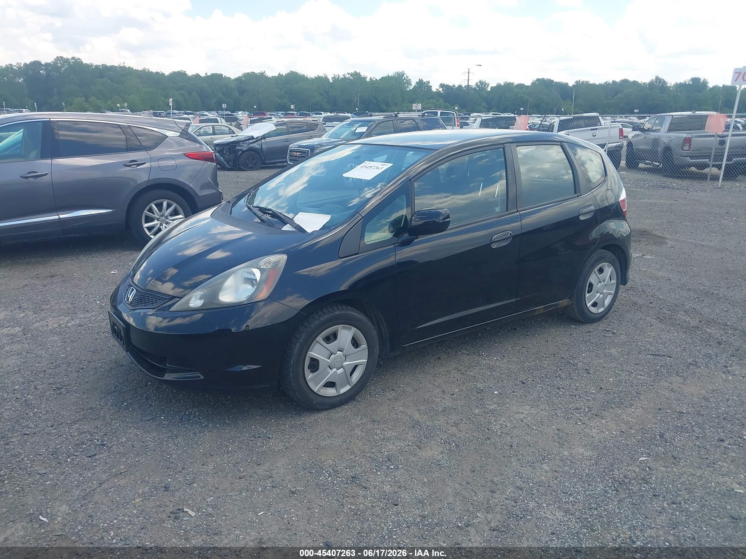 2013 Honda Fit   Black vin: JHMGE8G38DC012141
