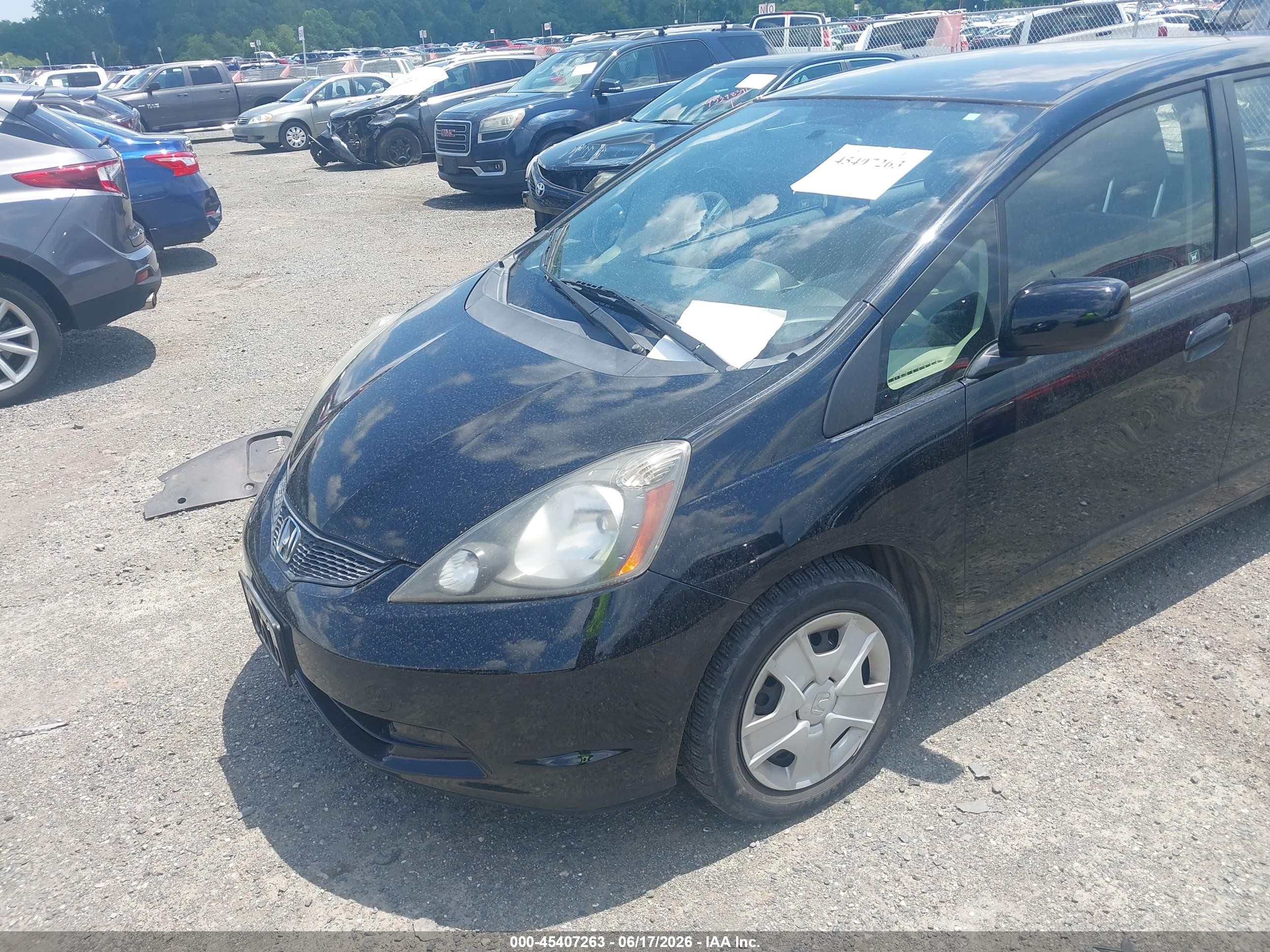 2013 Honda Fit   Black vin: JHMGE8G38DC012141