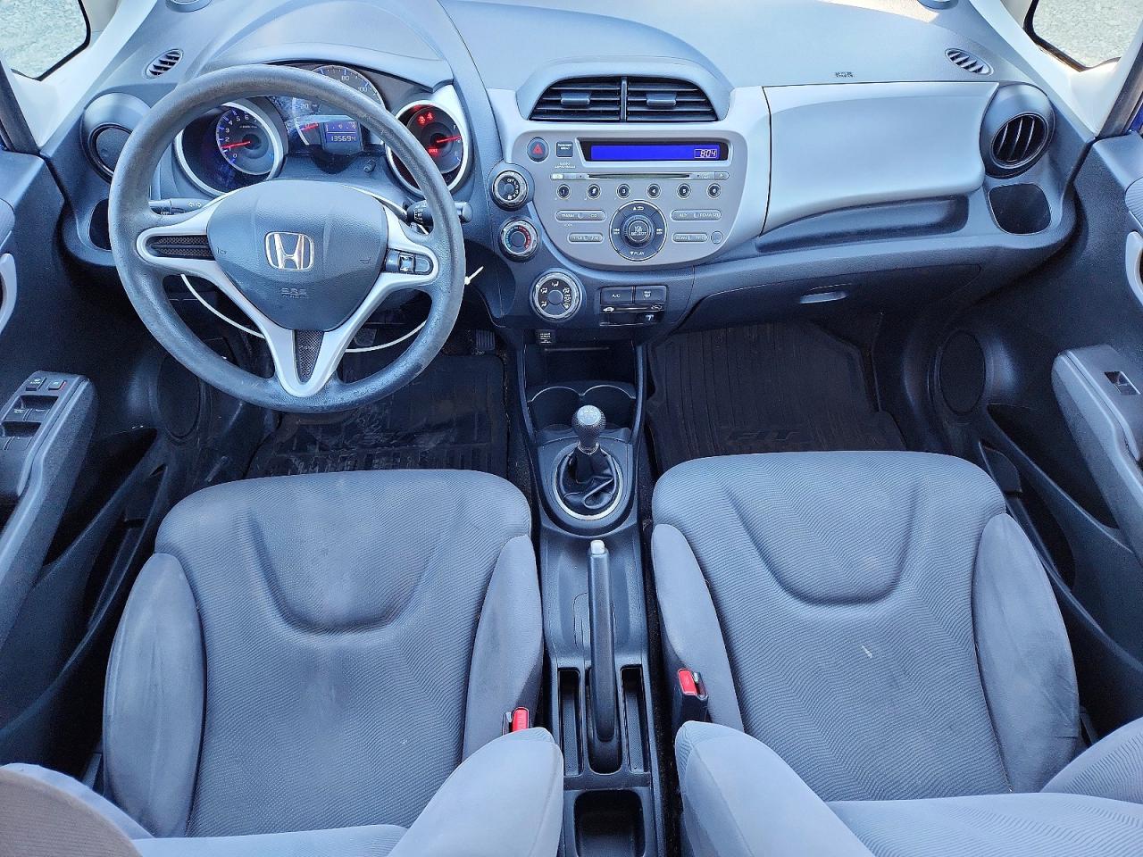 2013 Honda Fit Синий vin: JHMGE8G38DC053823
