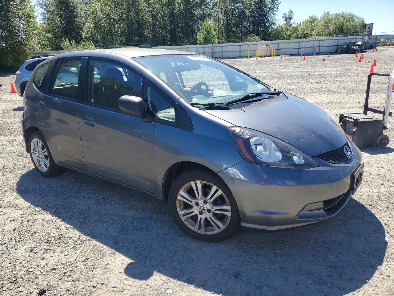 2013 Honda Fit Gray vin: JHMGE8G38DC067365
