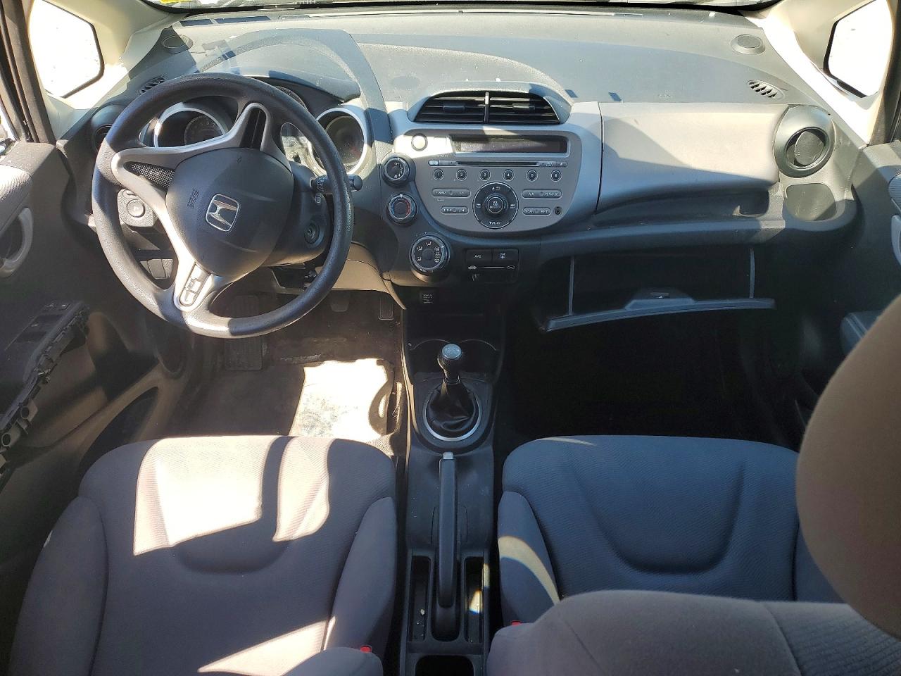2013 Honda Fit Gray vin: JHMGE8G38DC067365