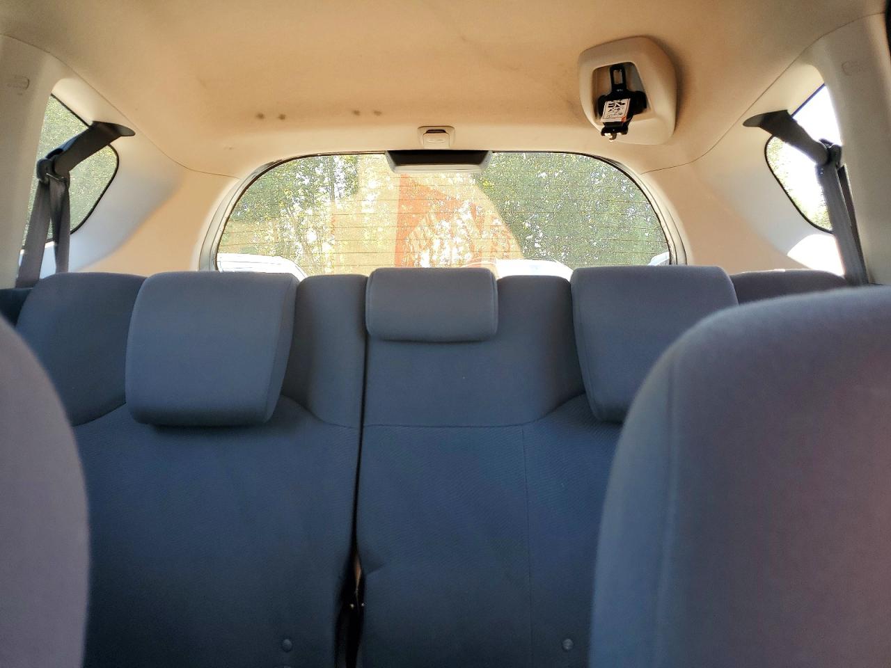 2013 Honda Fit Gray vin: JHMGE8G38DC067365