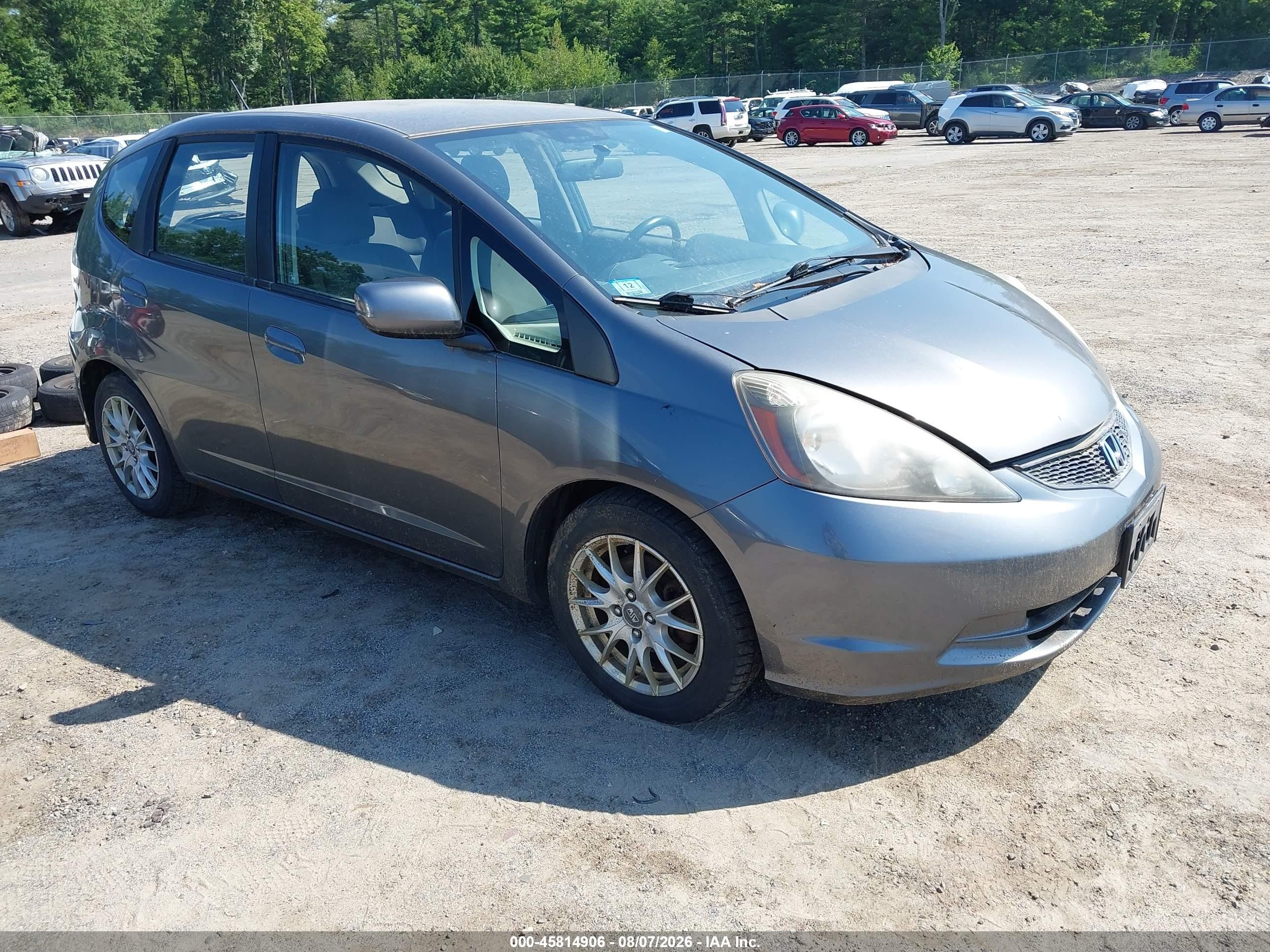 2013 Honda Fit   Gray vin: JHMGE8G38DC069293