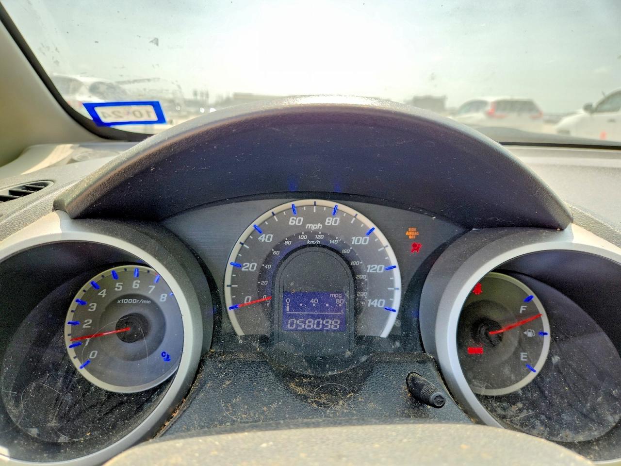 2013 Honda Fit White vin: JHMGE8G39DC007997