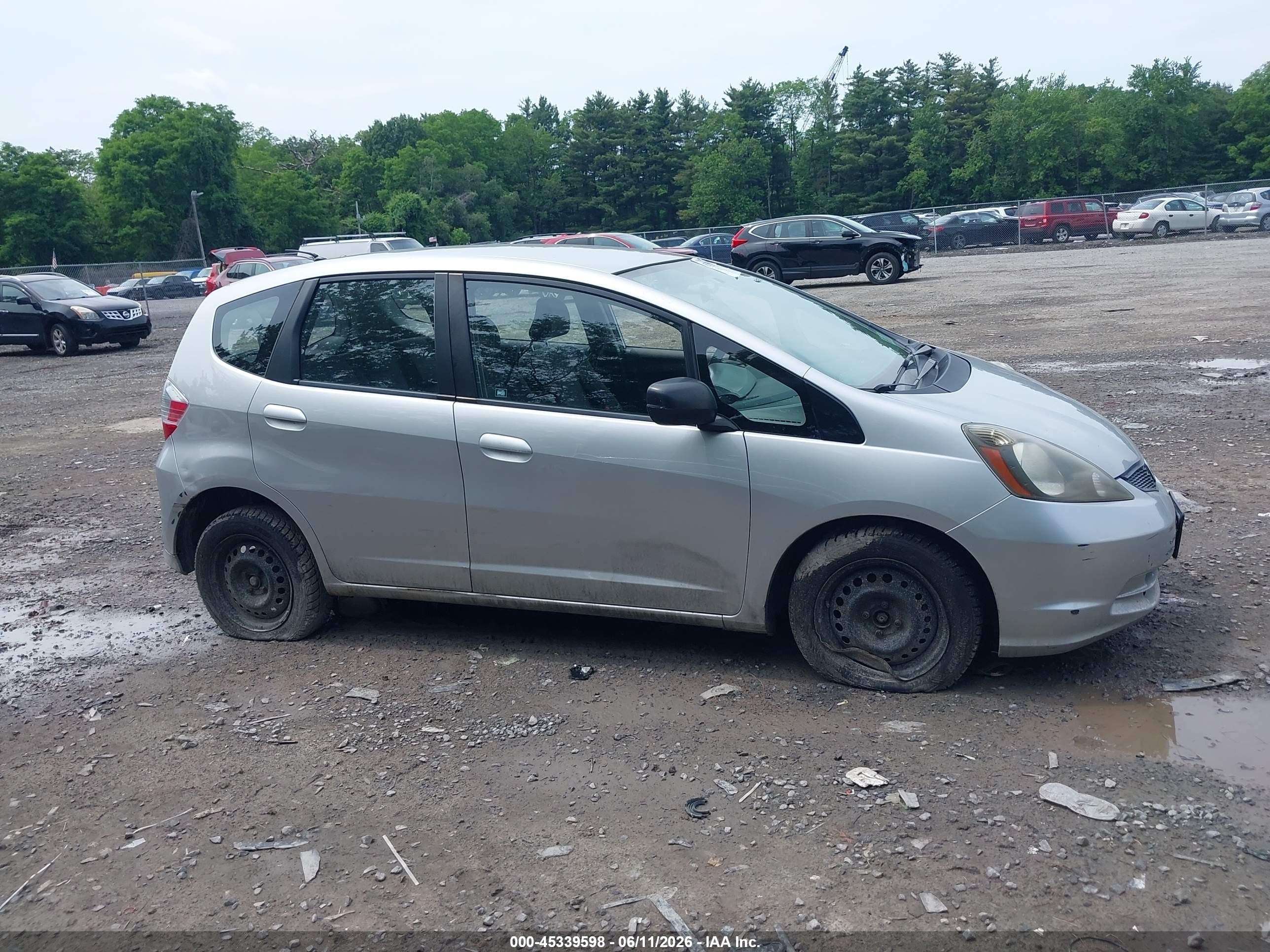 2011 Honda Fit   Silver vin: JHMGE8G3XBC007097