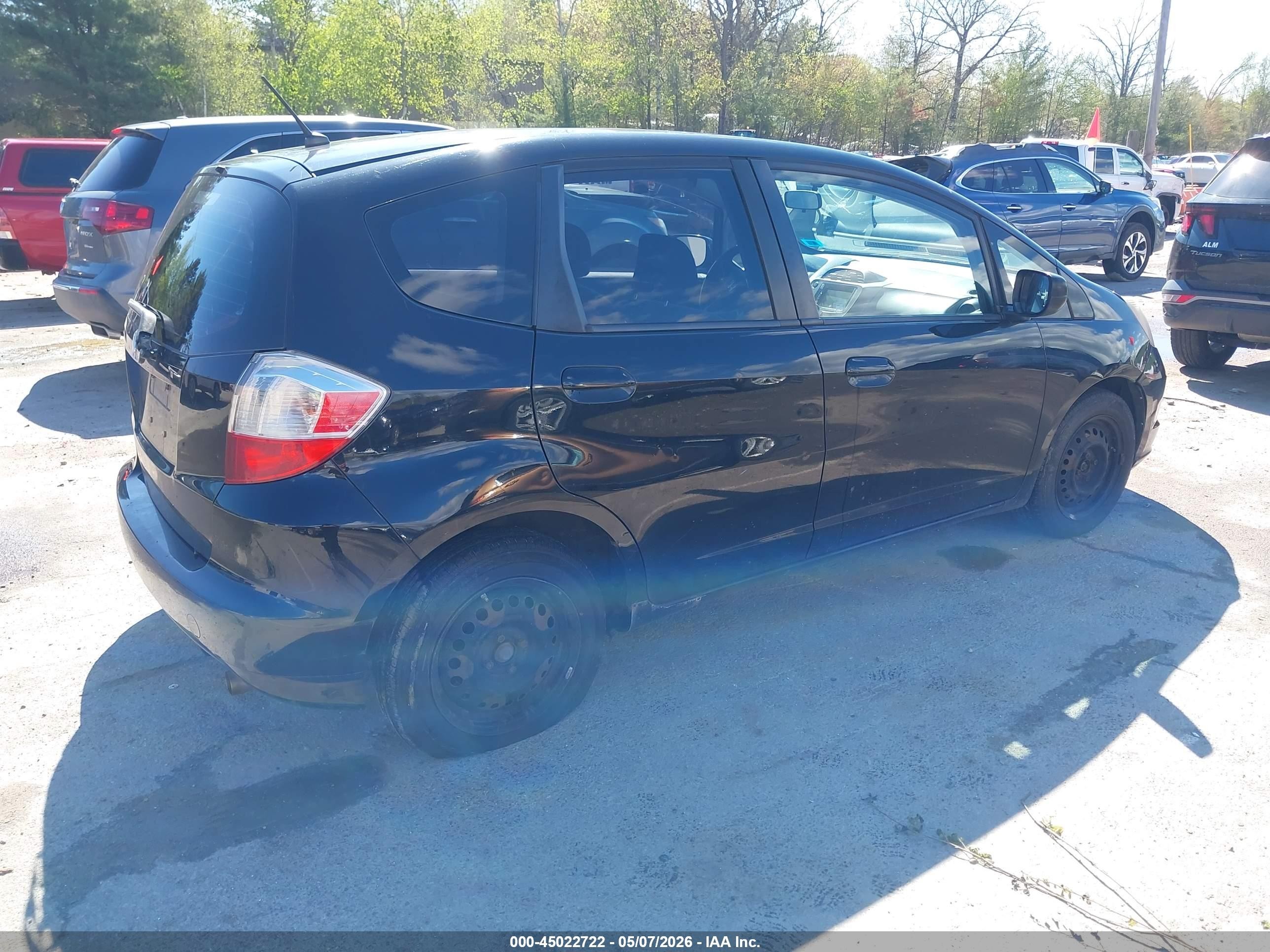 2011 Honda Fit   Black vin: JHMGE8G3XBS006344