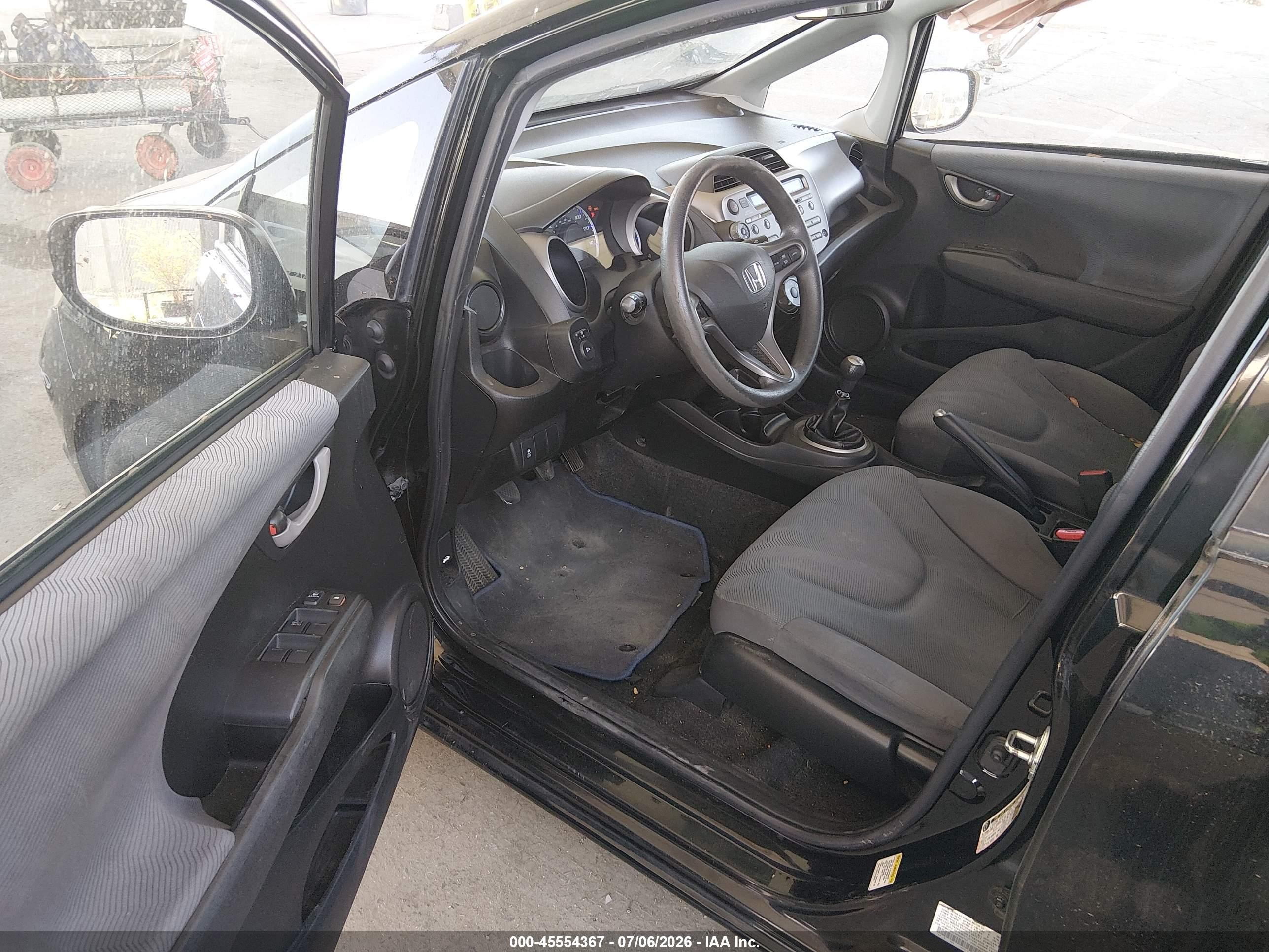 2011 Honda Fit Black vin: JHMGE8G3XBS009132