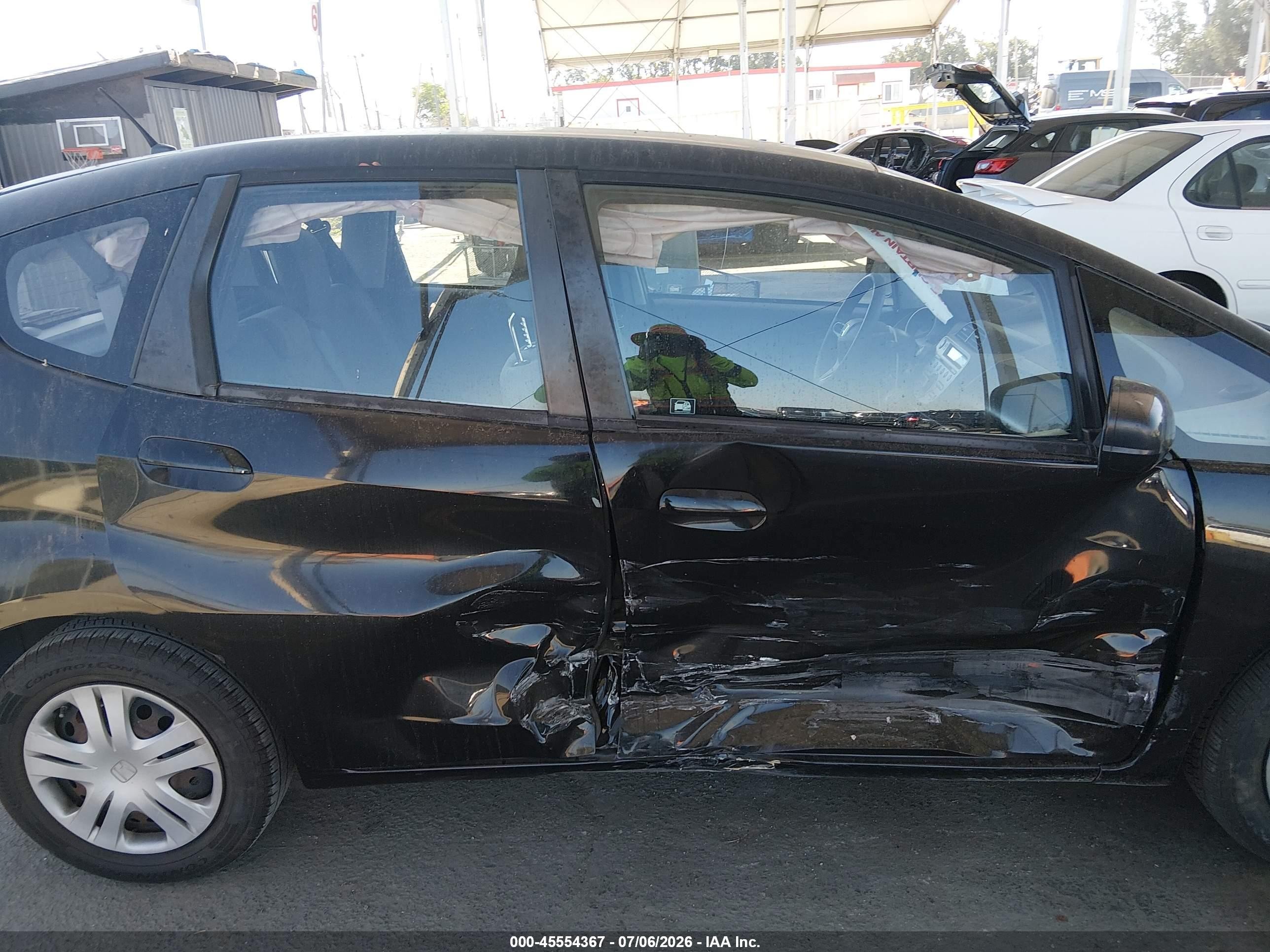 2011 Honda Fit Black vin: JHMGE8G3XBS009132